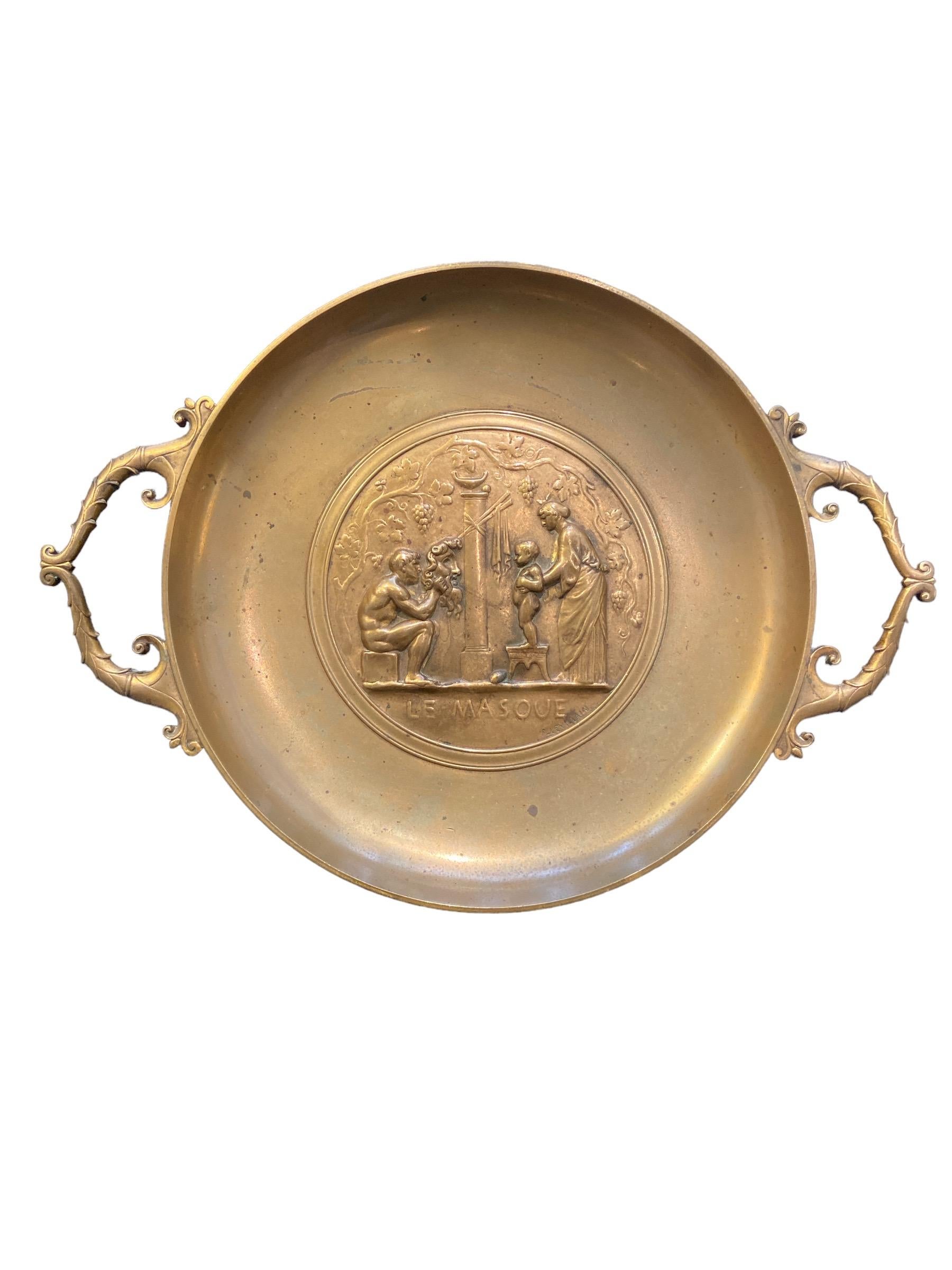 French Tazza in bronze For Sale
