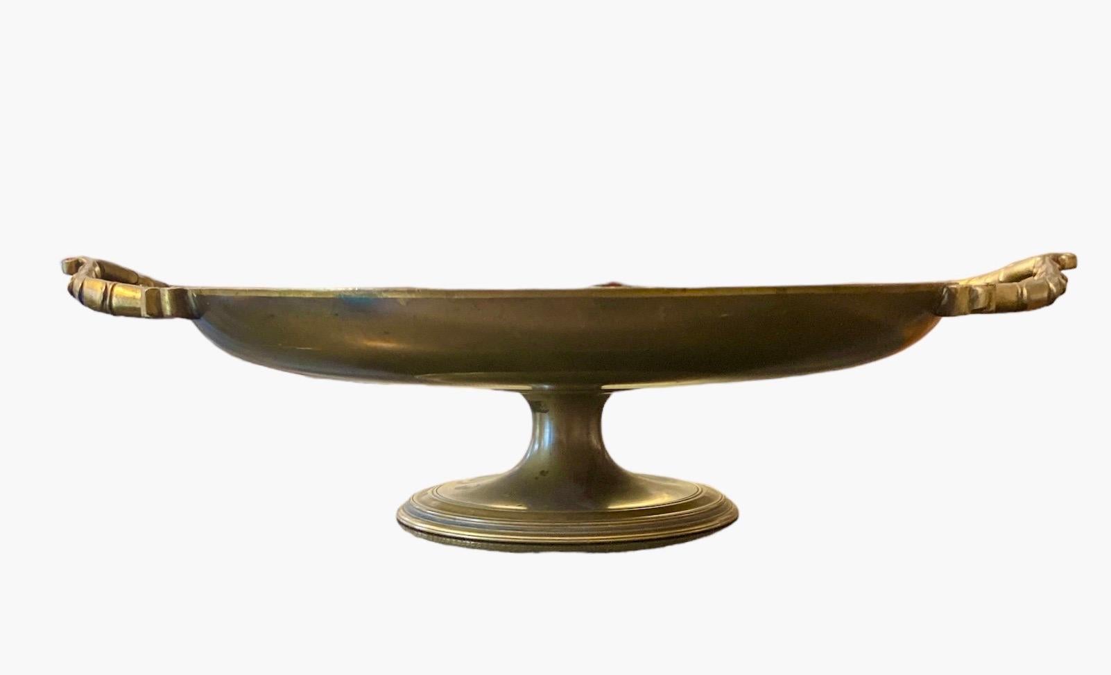 Late 19th Century Tazza in bronze For Sale