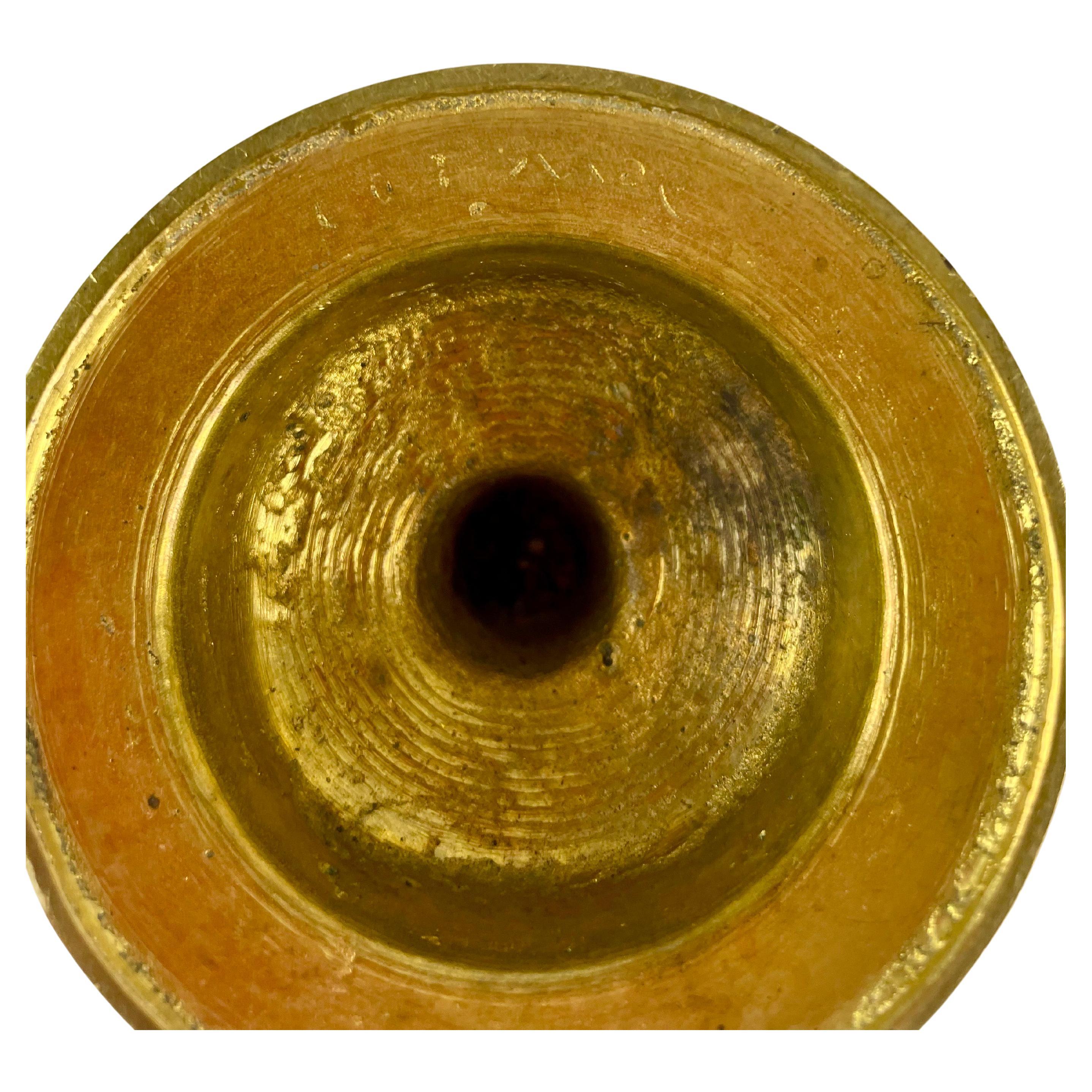 Paire de tasses décoratives en bronze doré de style néo-Renaissance de Tazza de l'Antiquité du 19e siècle en vente 4