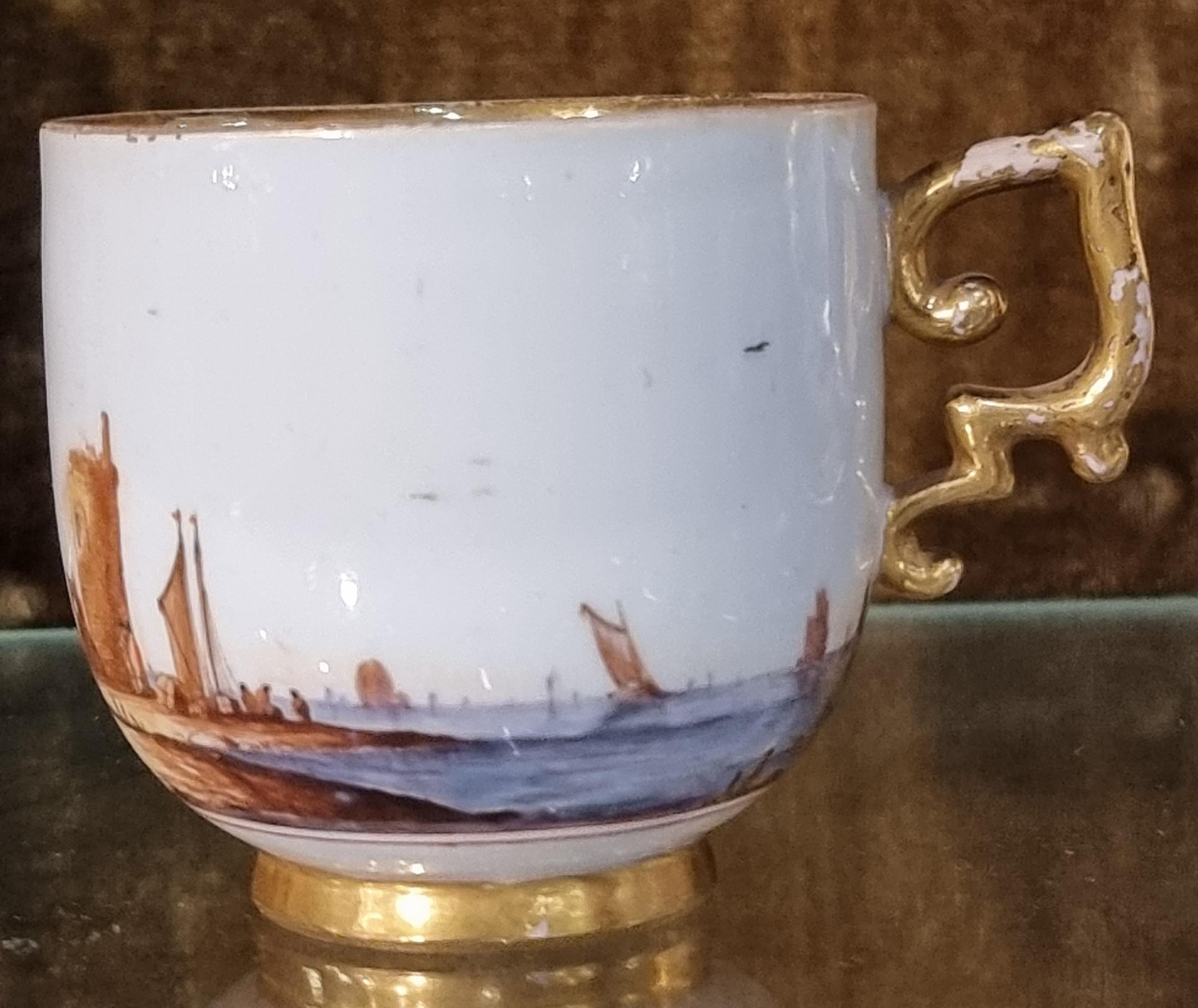 Tazzina con piattino in porcellana di Meissen, Germania, circa 1720–1730 In condizioni buone in vendita a Vicenza, IT