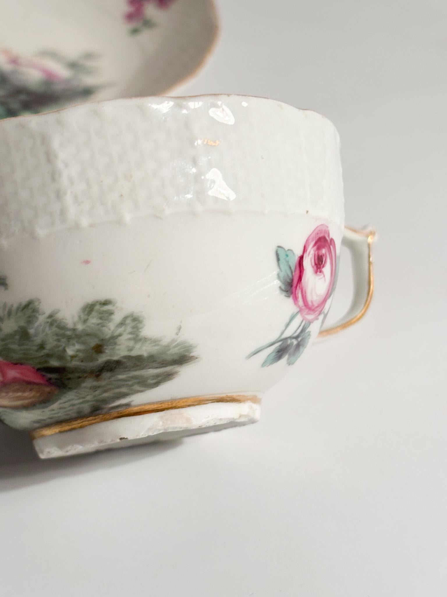 Tasse à café en porcelaine de Meissen peinte de scènes classiques des années 1800 en vente 1