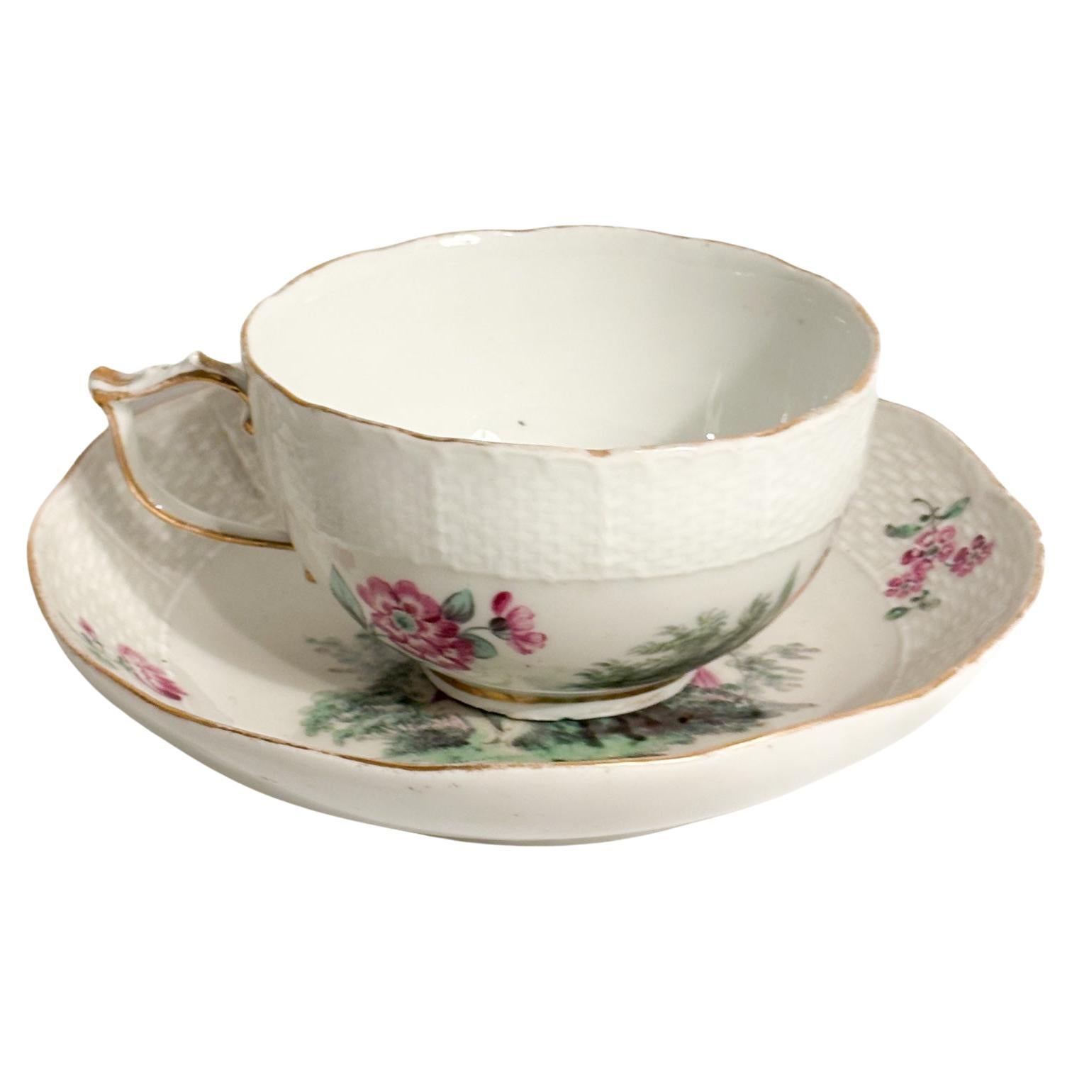Tasse à café en porcelaine de Meissen peinte de scènes classiques des années 1800 en vente