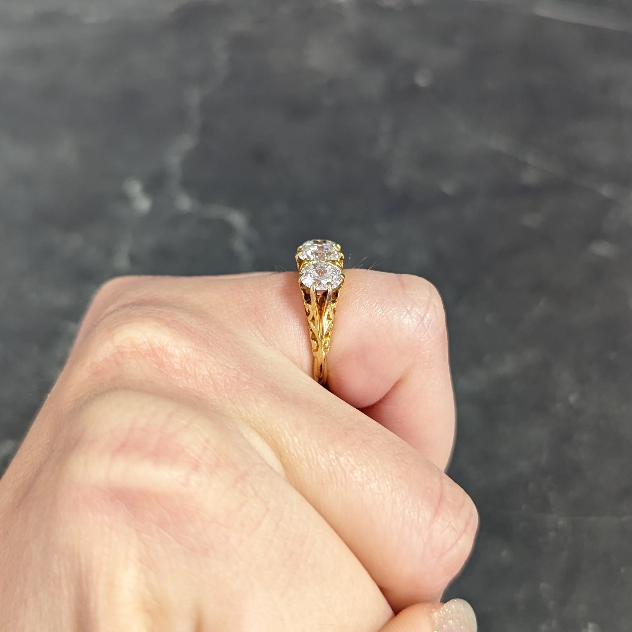 T.B. Starr Victorian 2.64 Carat Jubilee Cut Diamond 18K Yellow Gold Antique Ring For Sale 9