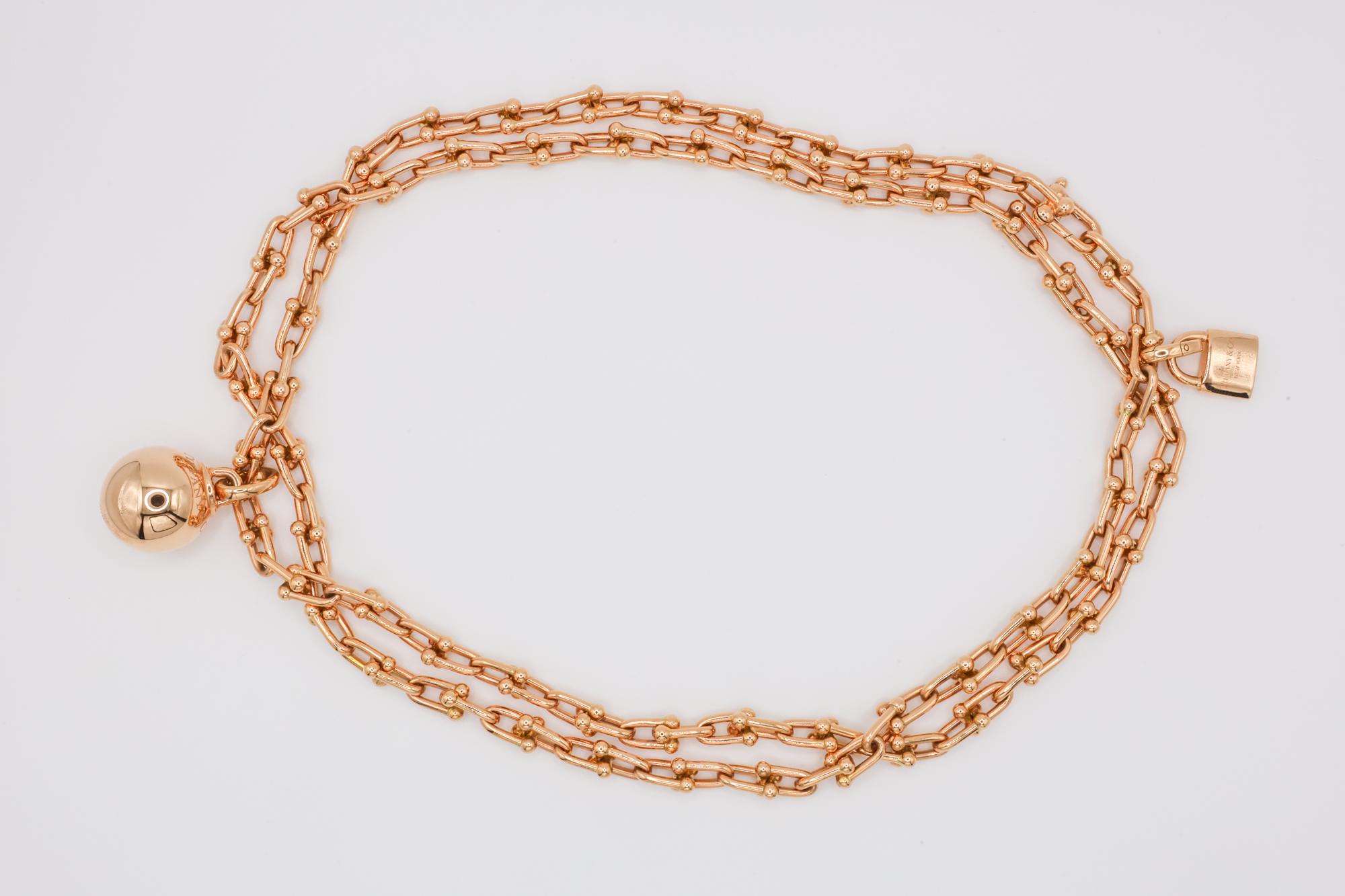 T&C Collier enveloppant en or rose Unisexe en vente