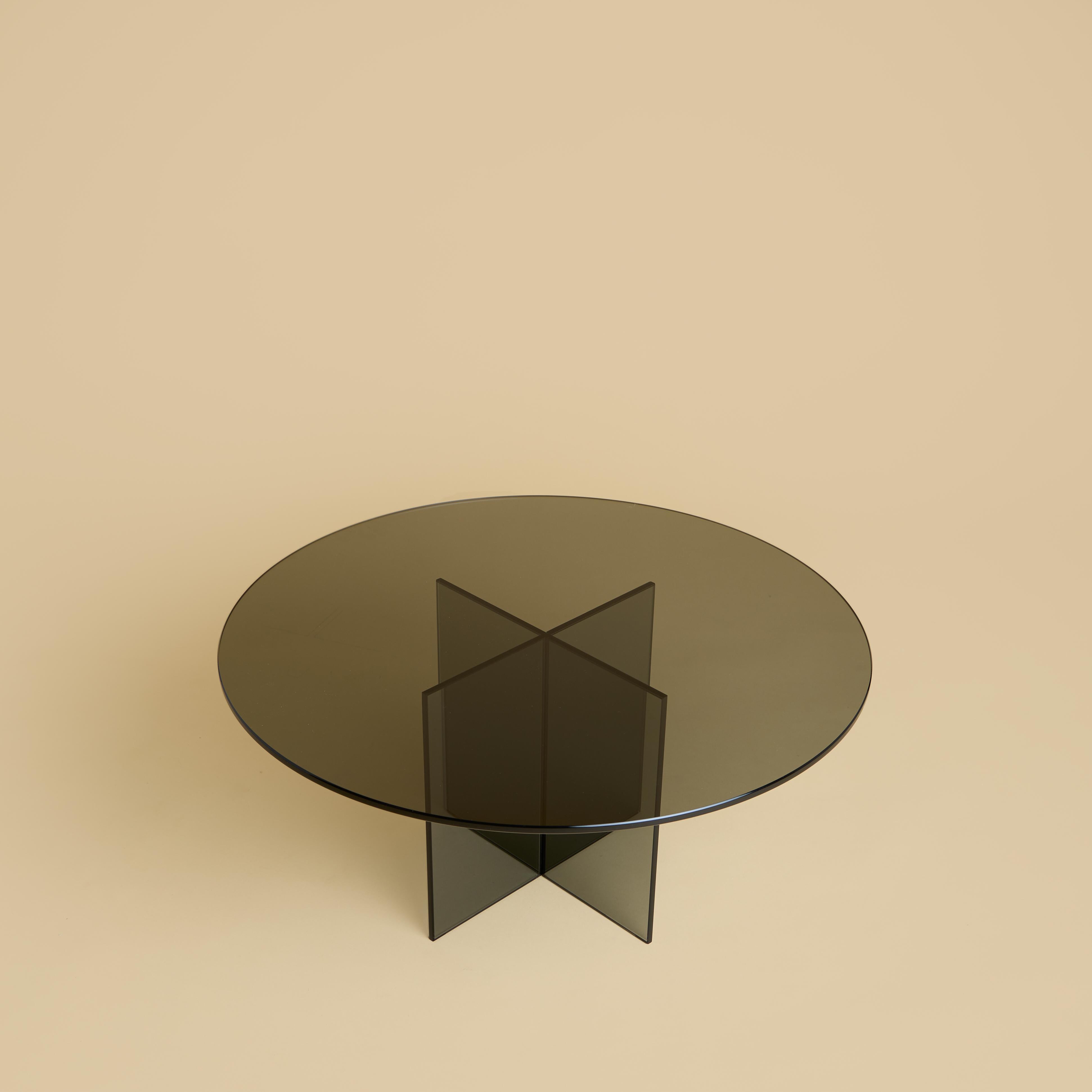 italien TC_VF02 Aka Table basse fumée par Lebanto en vente