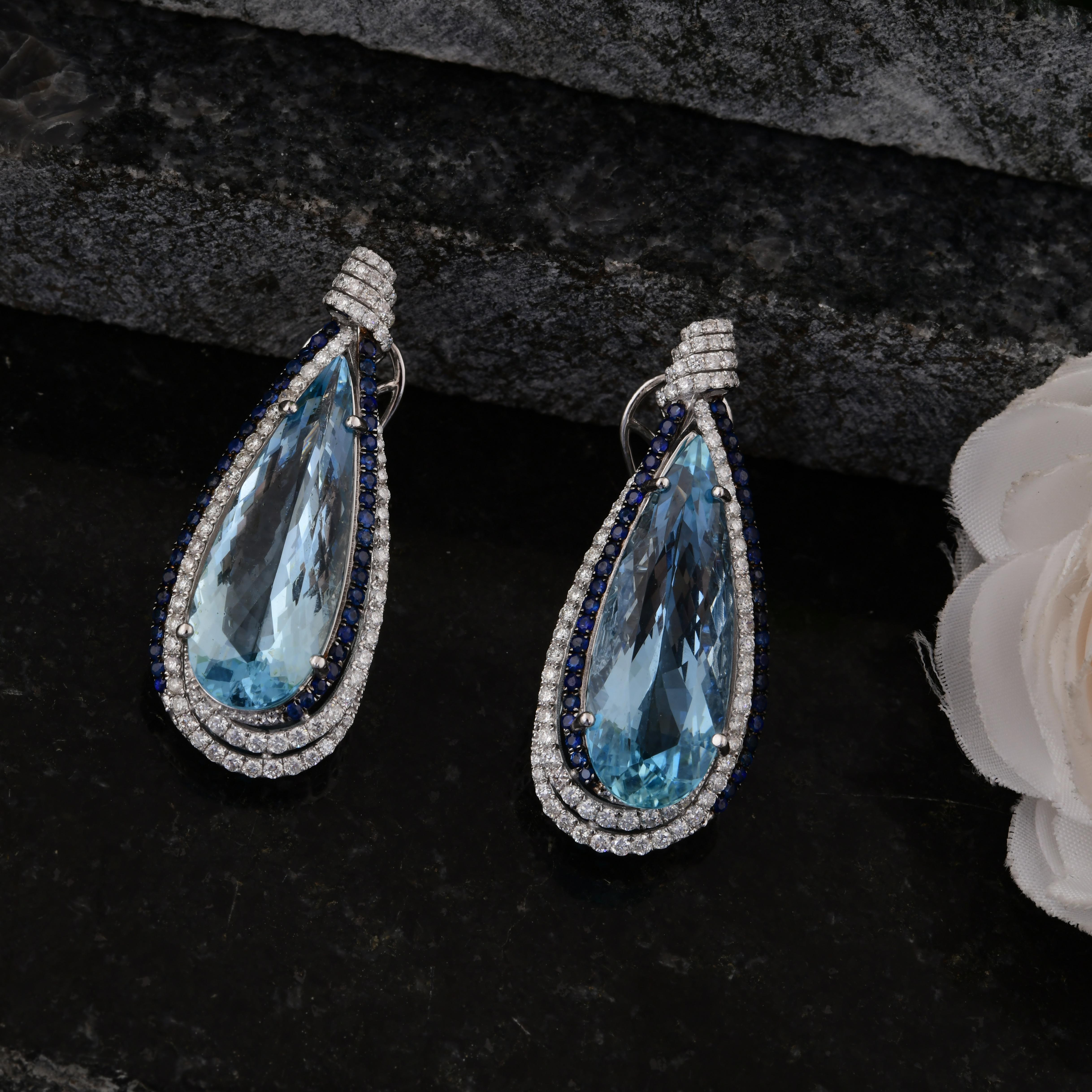 Boucles d'oreilles goutte d'aigue-marine et saphir en or blanc 14k Halo Diamonds TCW 17.11 Neuf - En vente à Diera, Dubai