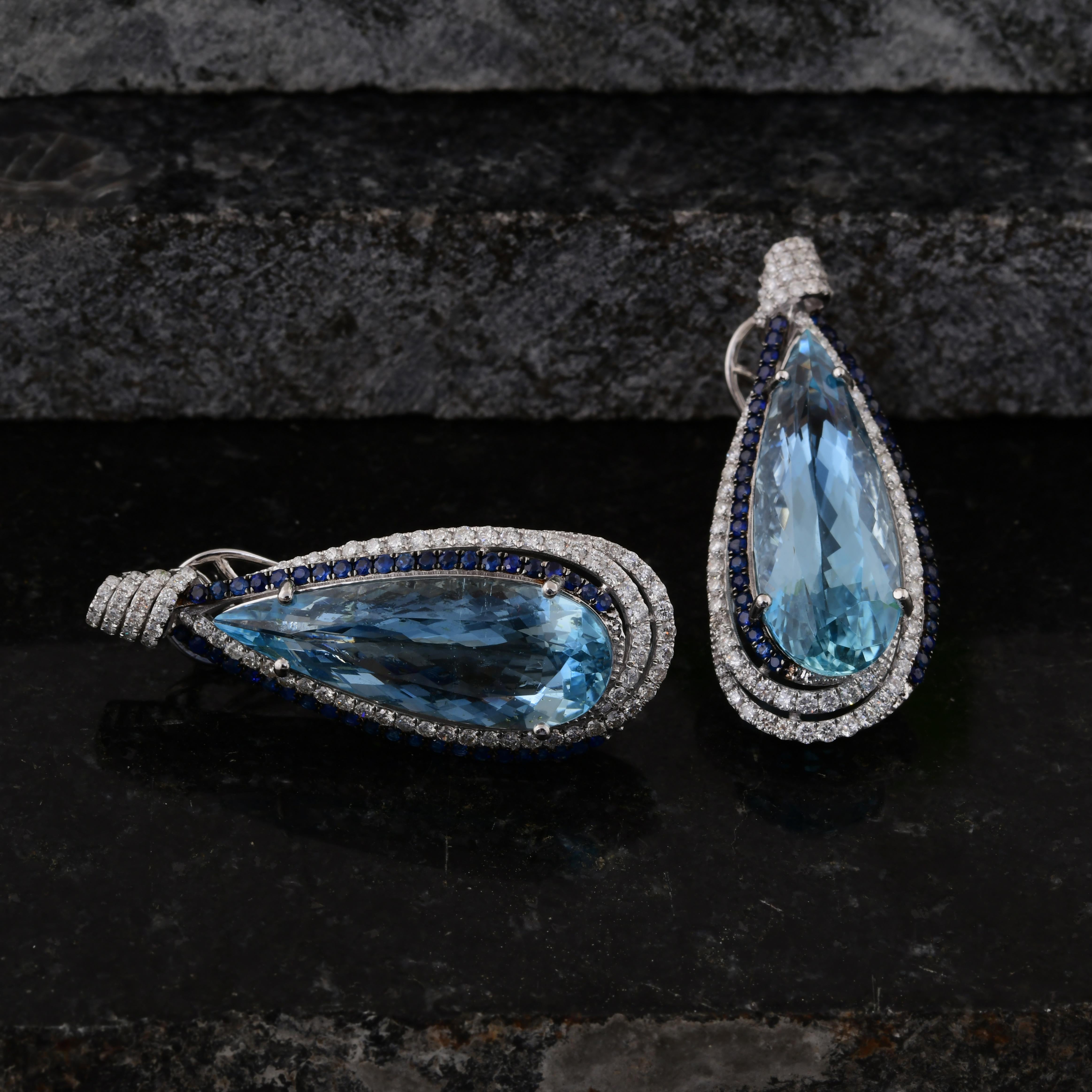 Boucles d'oreilles goutte d'aigue-marine et saphir en or blanc 18k Halo Diamants TCW 17.11 Pour femmes en vente
