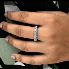 Anello Eternity Wedding Band con diamanti TCW 4.85 SI/H in oro bianco 14k Tutte le tariffe pagate