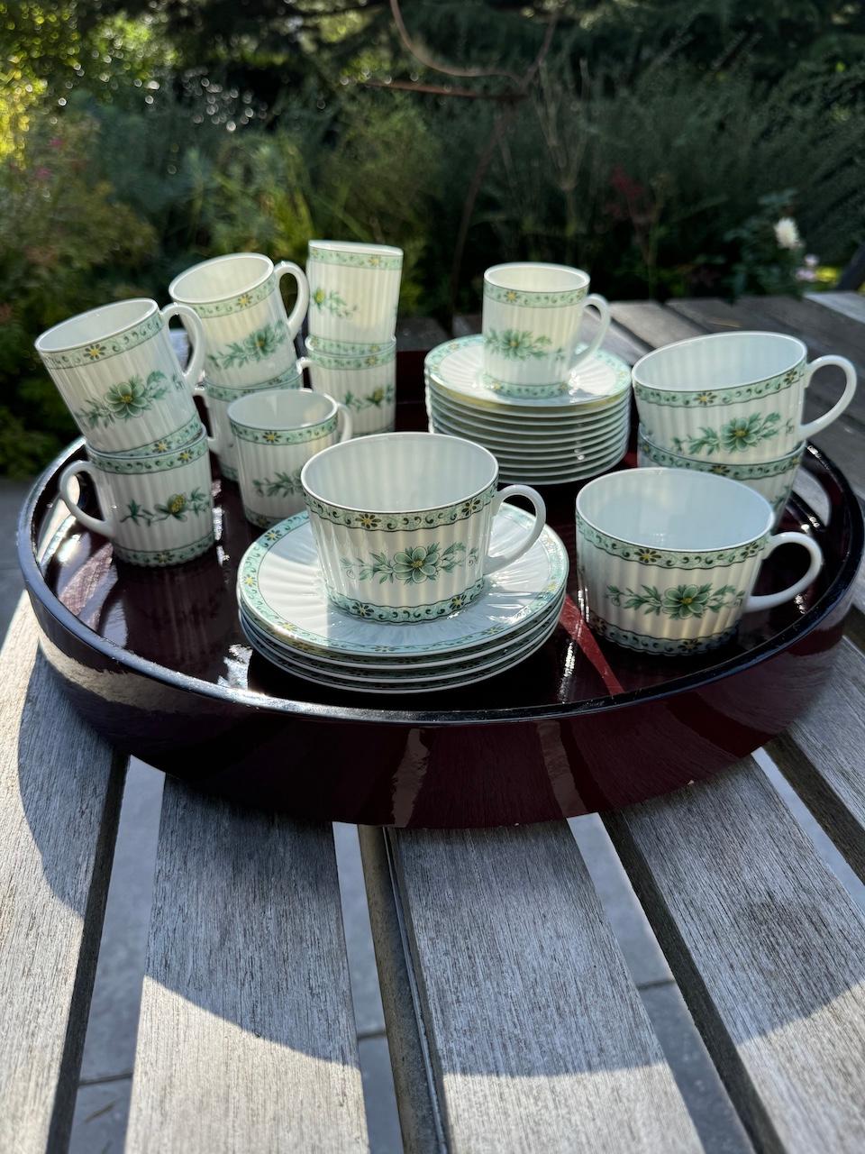 Tea and Coffee Set by Alfred Lanternier Limoges Porcelain Circa 1920 27 Pieces 9
