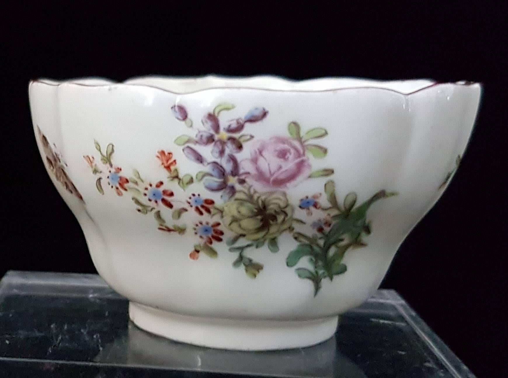 English Tea bowl and Saucer, Chelsea, circa 1752 For Sale