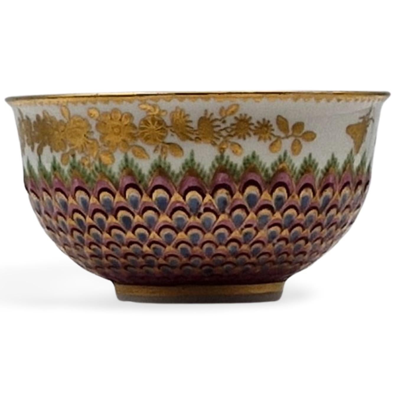 Molded Tea Bowl & Saucer, Peacock Decoration, Chelsea, circa 1765 For Sale