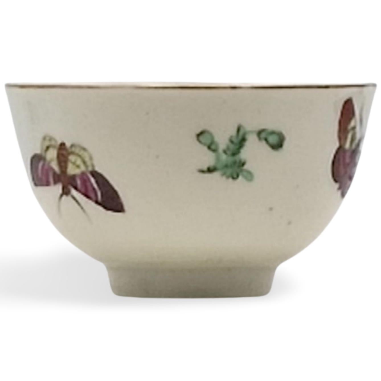 Cuenco y Plato de Té con Insectos. Worcester, Giles, hacia 1760 en venta 2