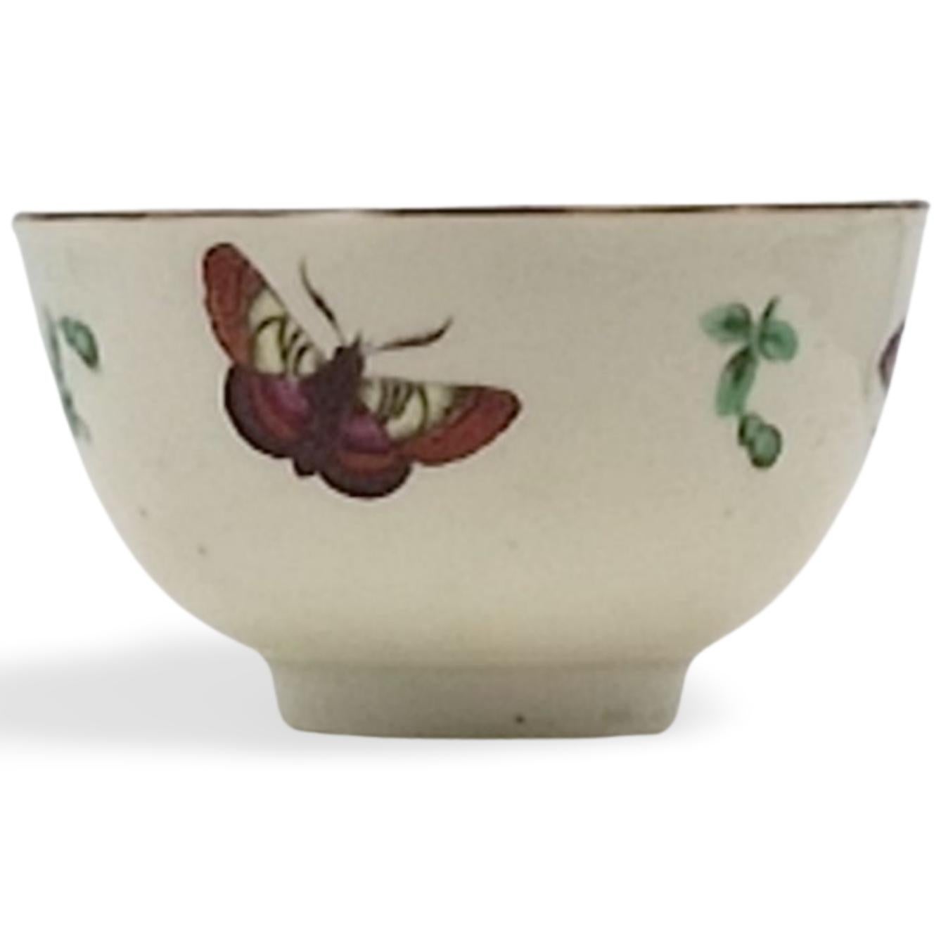 Cuenco y Plato de Té con Insectos. Worcester, Giles, hacia 1760 en venta 4