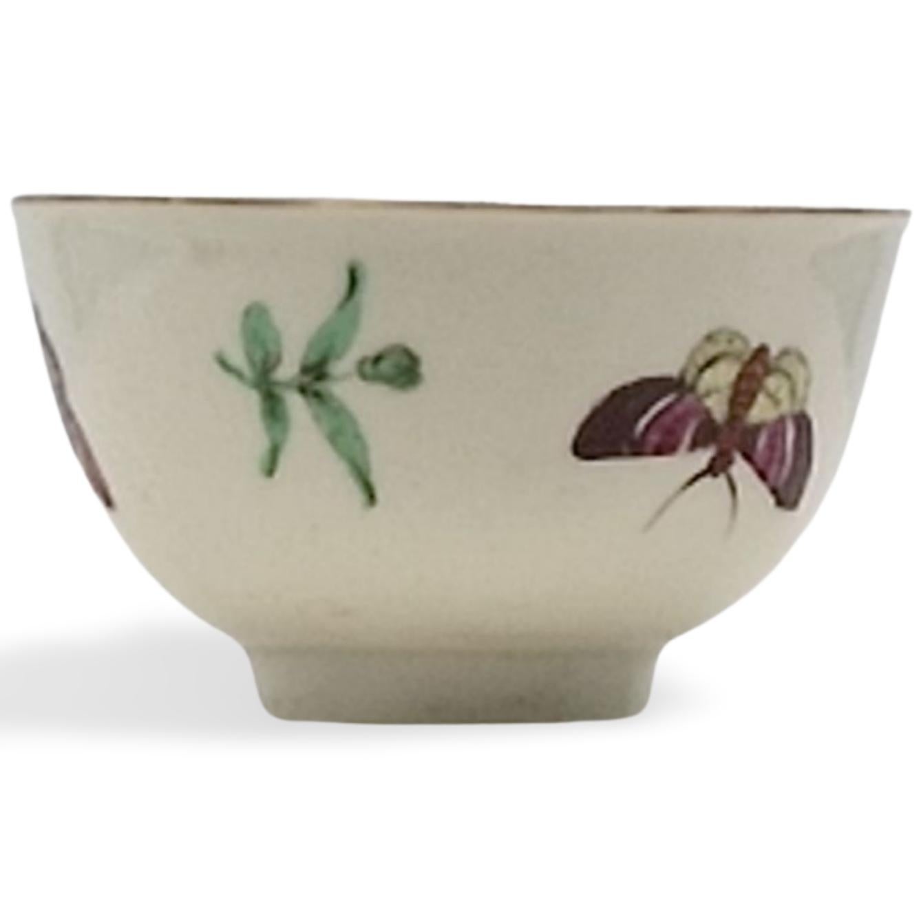 Cuenco y Plato de Té con Insectos. Worcester, Giles, hacia 1760 Porcelana en venta