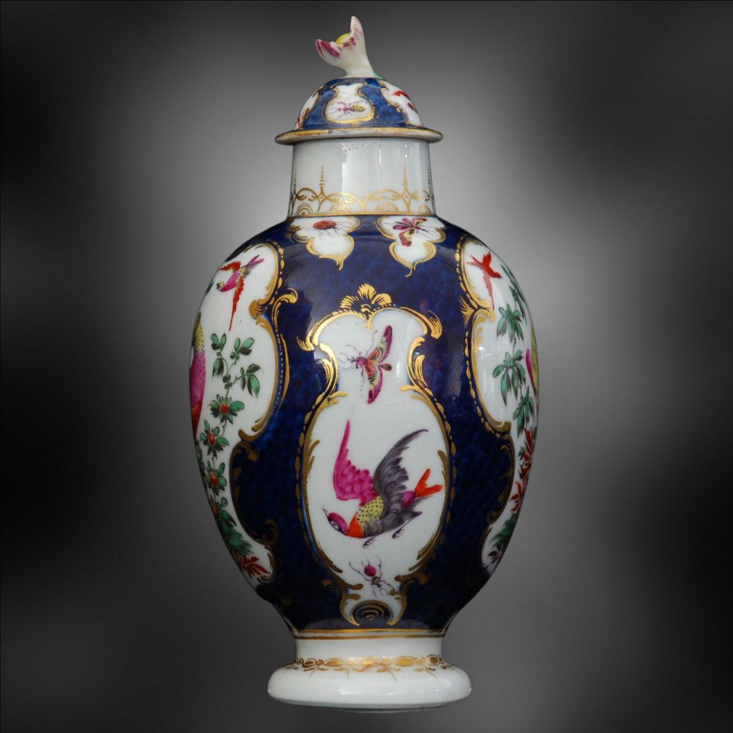 Neoclassical Tea Canister, Exotic Birds on a Blue Scale Background, Worcester, circa 1770