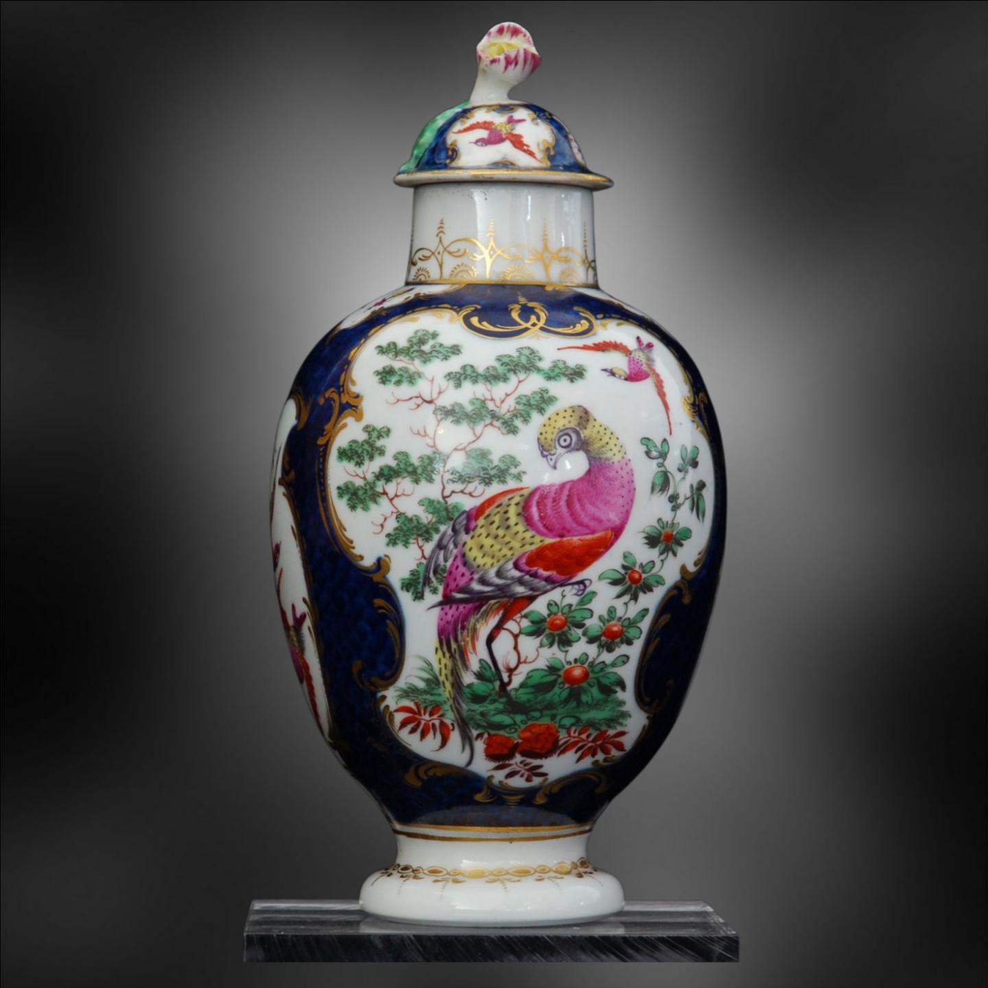 English Tea Canister, Exotic Birds on a Blue Scale Background, Worcester, circa 1770