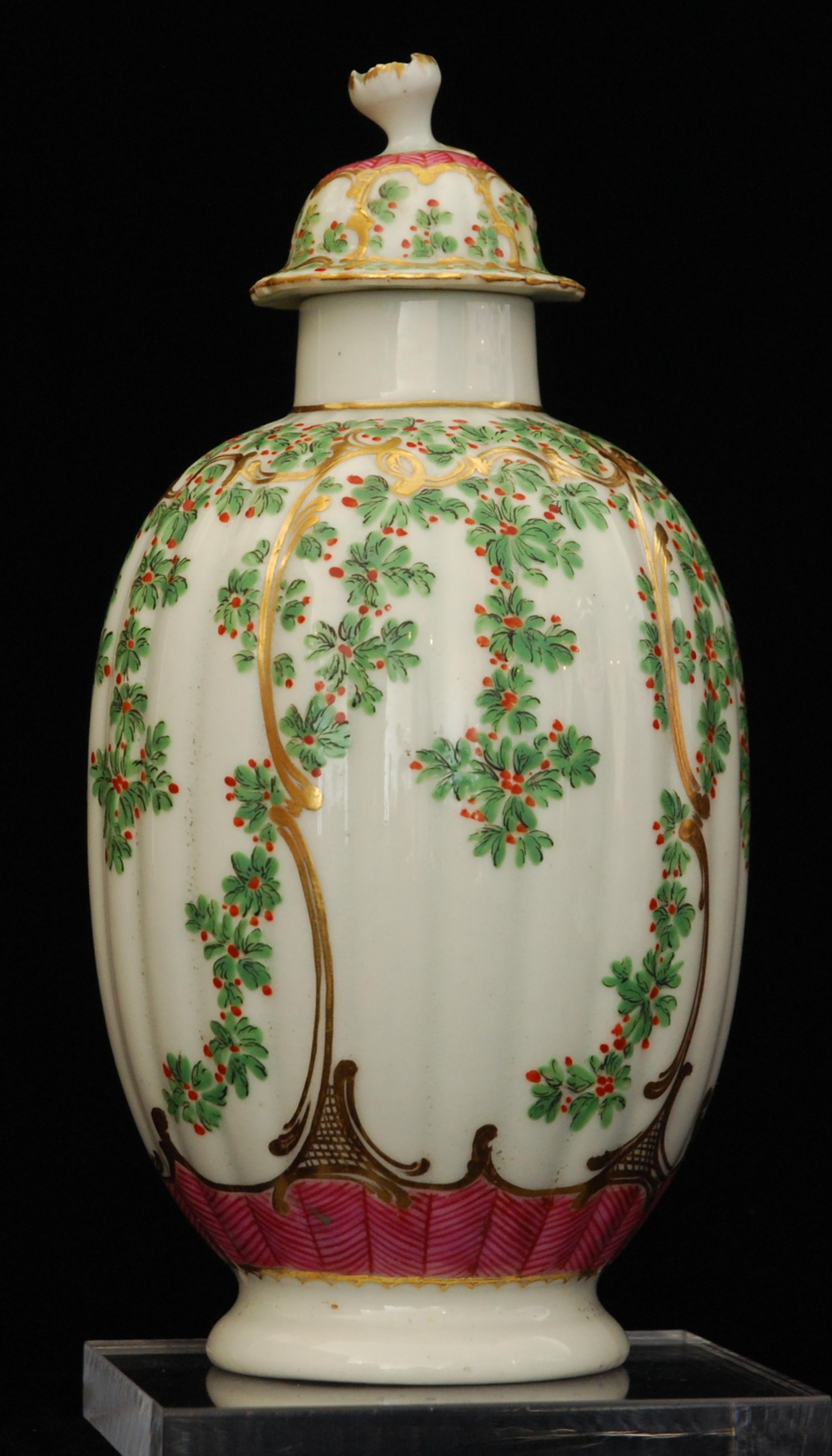Tea Canister, Hop Trellis Pattern, Worcester, C1780 In Good Condition For Sale In Melbourne, Victoria
