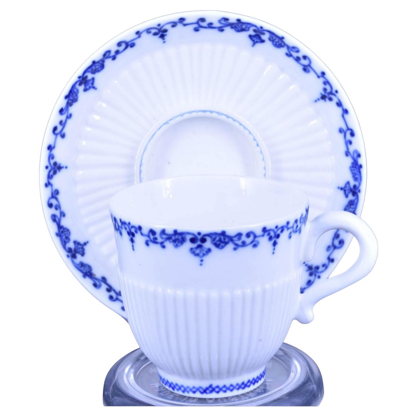 Teebecher und Untertasse, Saint Cloud, um 1730