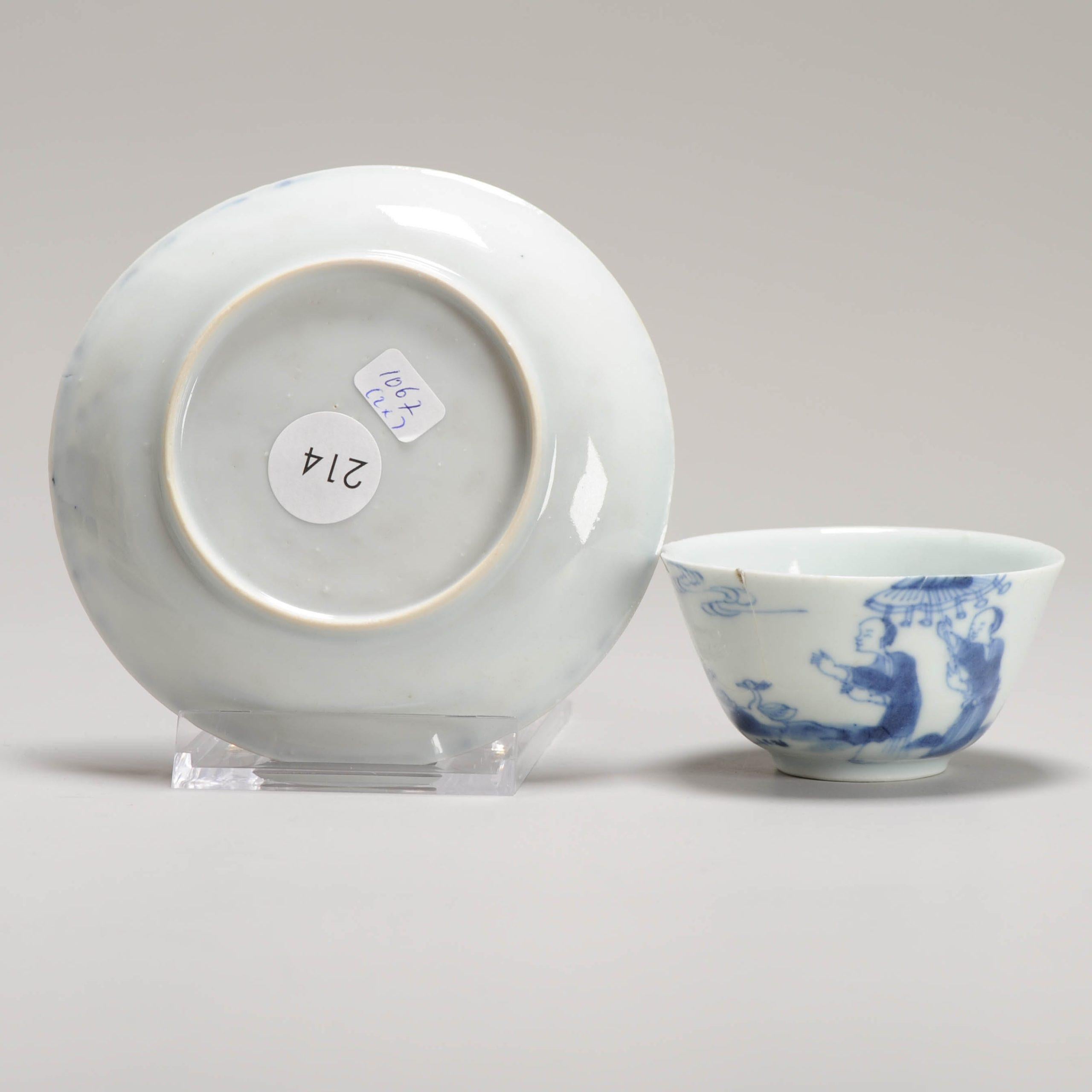 Juego de té 18C Plato de porcelana china CORNELIS PRONK 'Dame Au Parasol' Patrón en venta 3