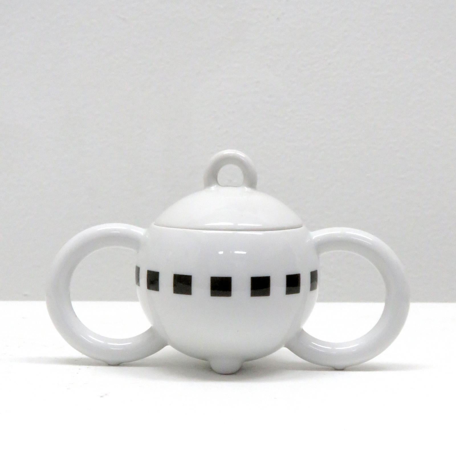 Tea Set 'Fantasia' by Matteo Thun, 1980 In Excellent Condition For Sale In Los Angeles, CA