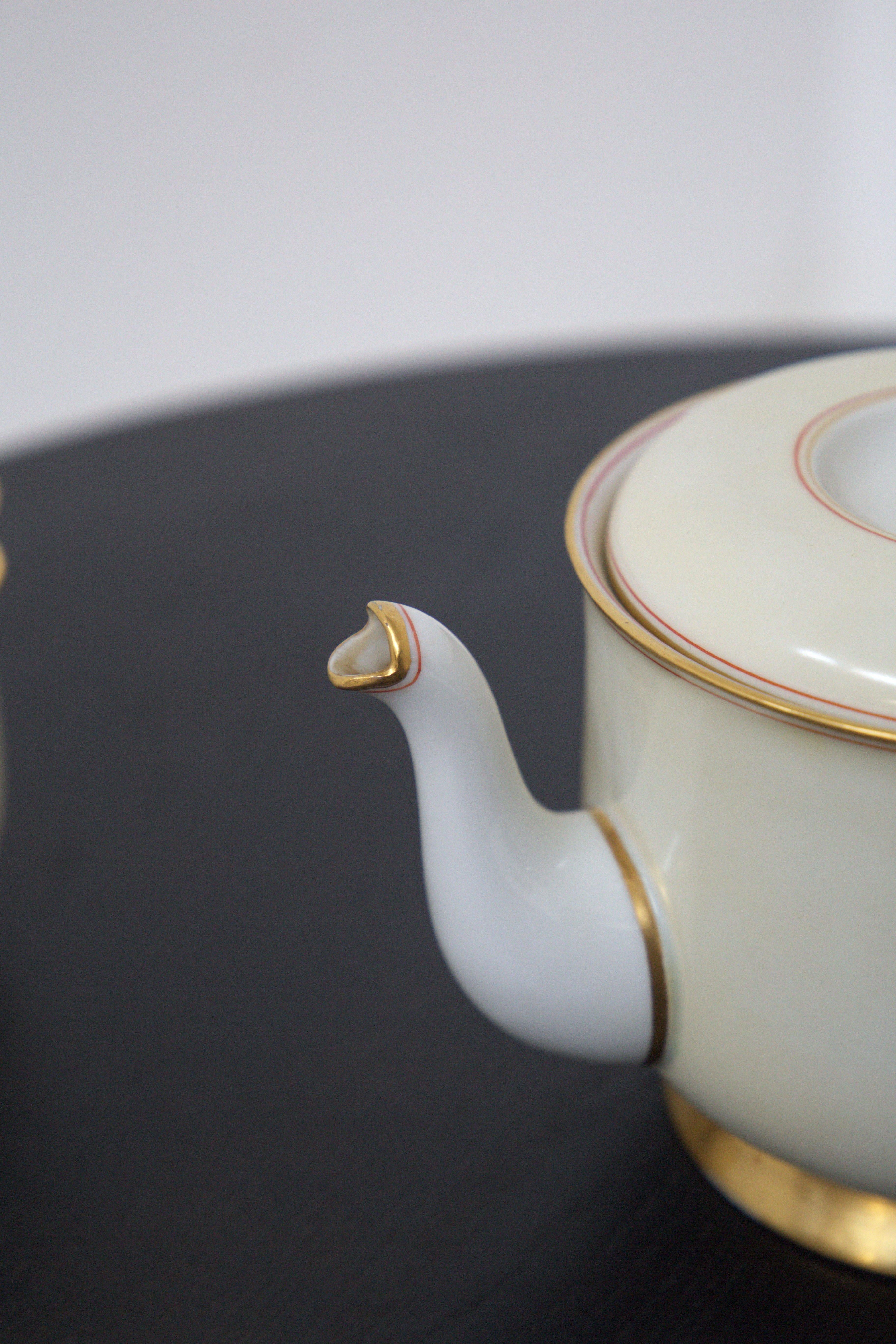 Tea Set in Ceramic and Pure Gold by Gio Ponti for Richard Ginori 2
