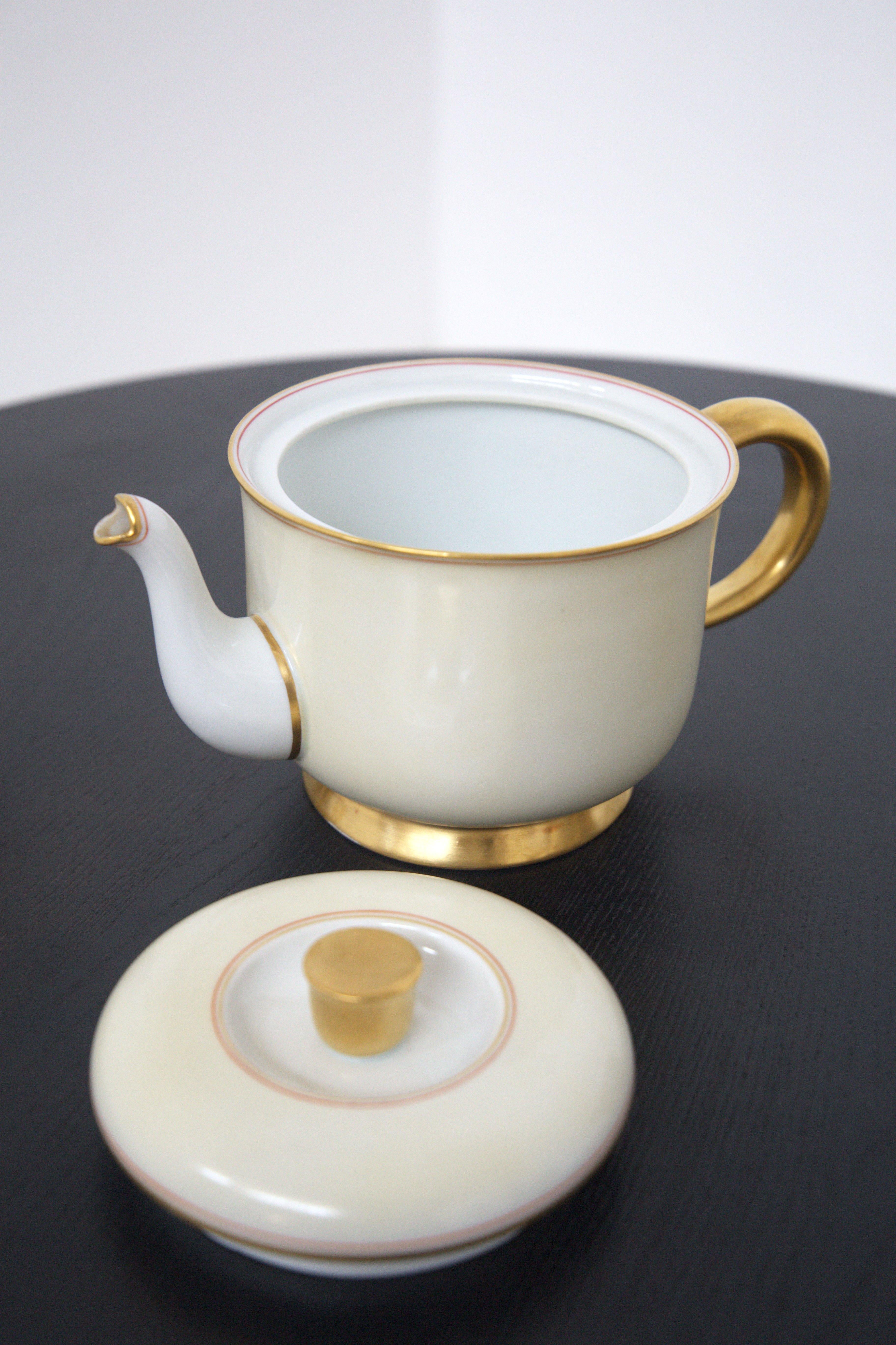 Tea Set in Ceramic and Pure Gold by Gio Ponti for Richard Ginori 5