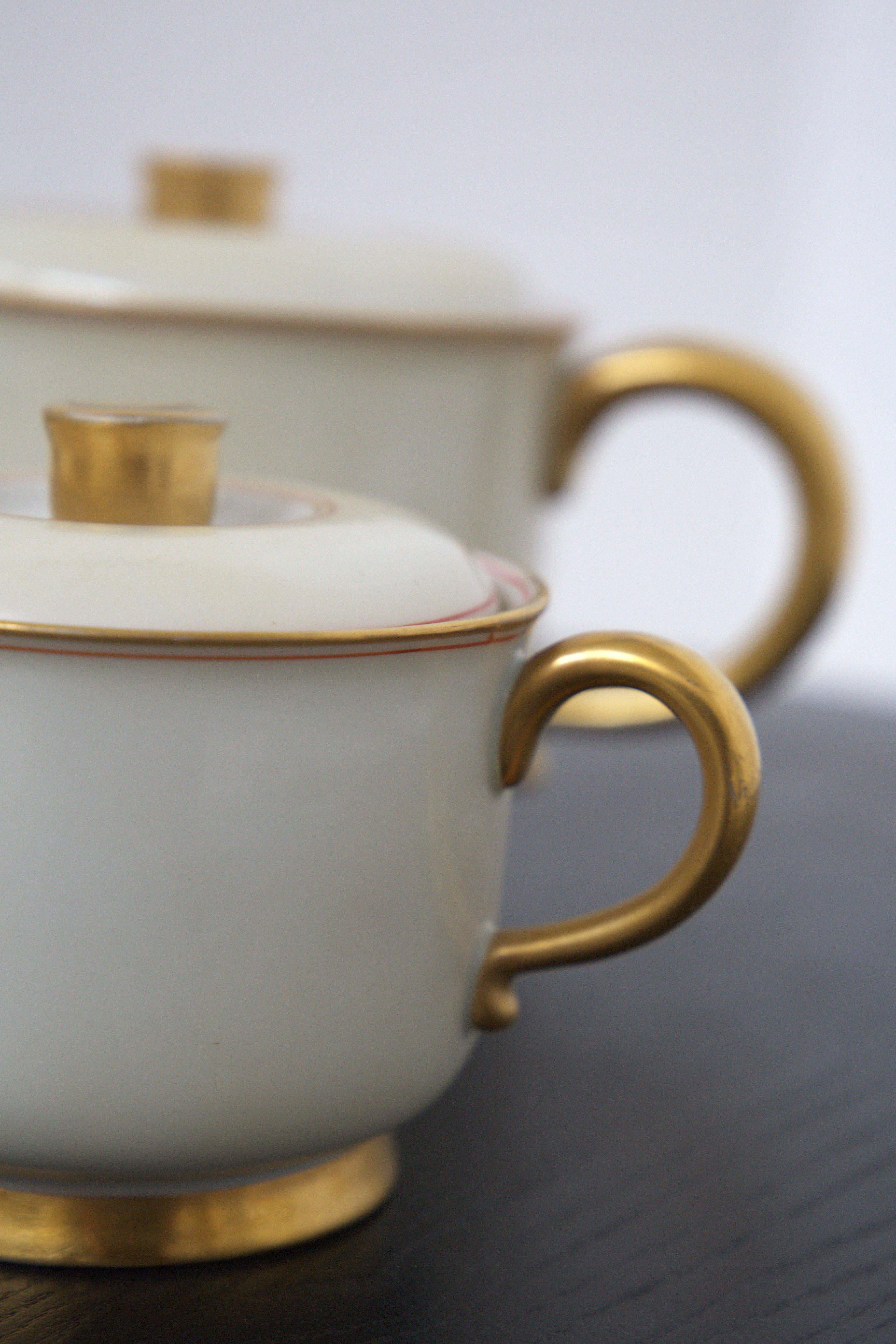 Italian Tea Set in Ceramic and Pure Gold by Gio Ponti for Richard Ginori