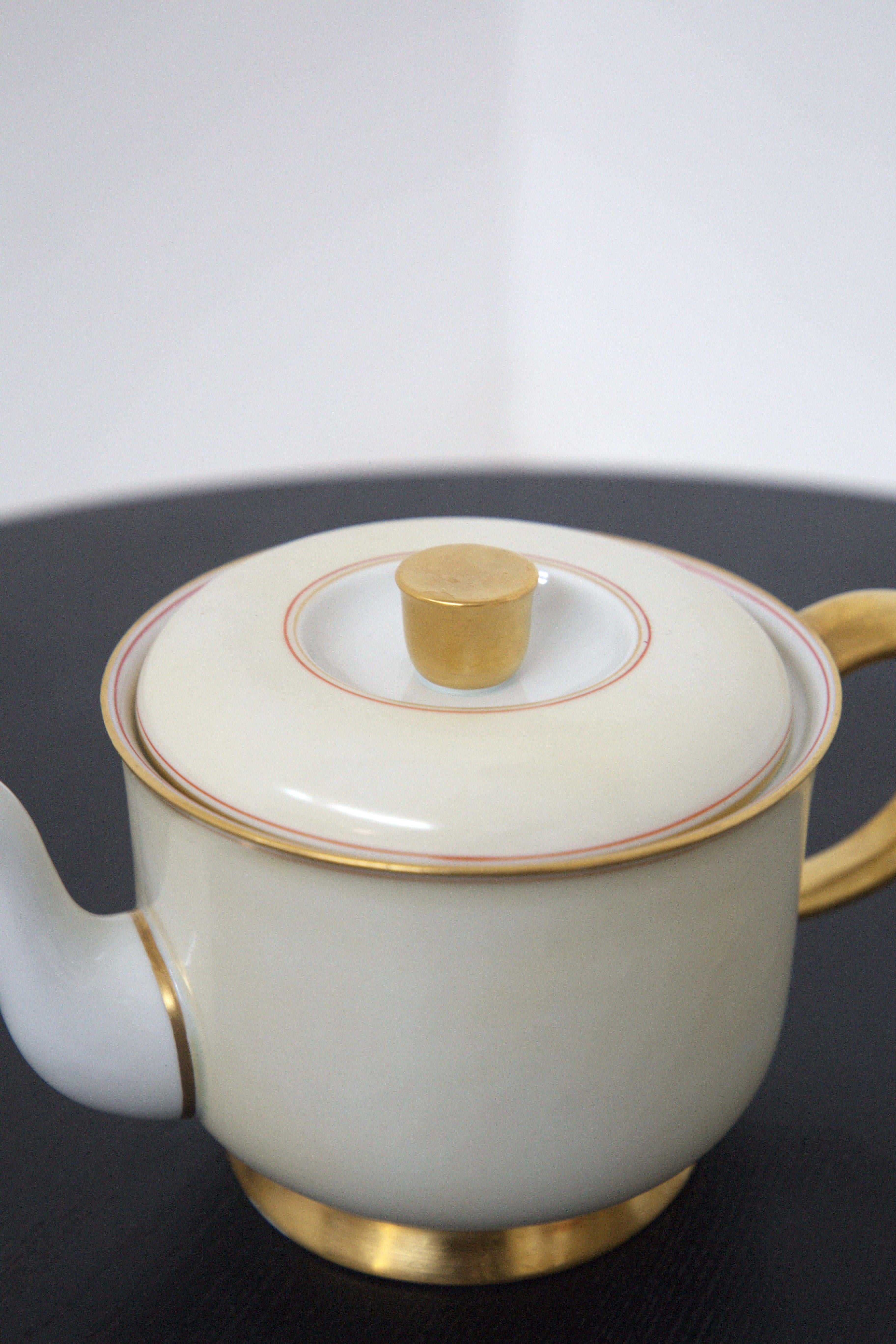 Tea Set in Ceramic and Pure Gold by Gio Ponti for Richard Ginori 1