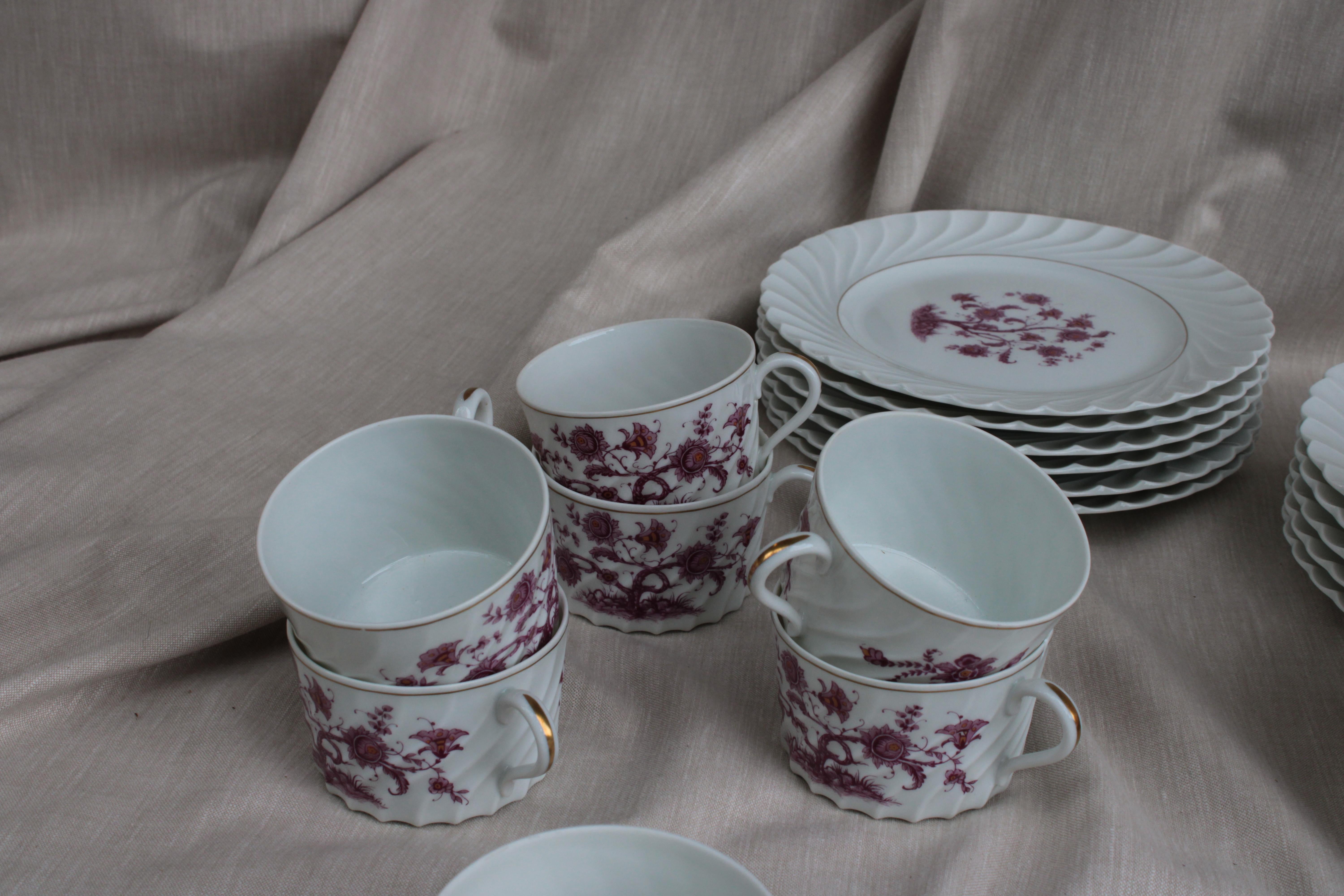 Tea Set in Limoges Porcelain, Marked Haviland, France Sec, xx 1