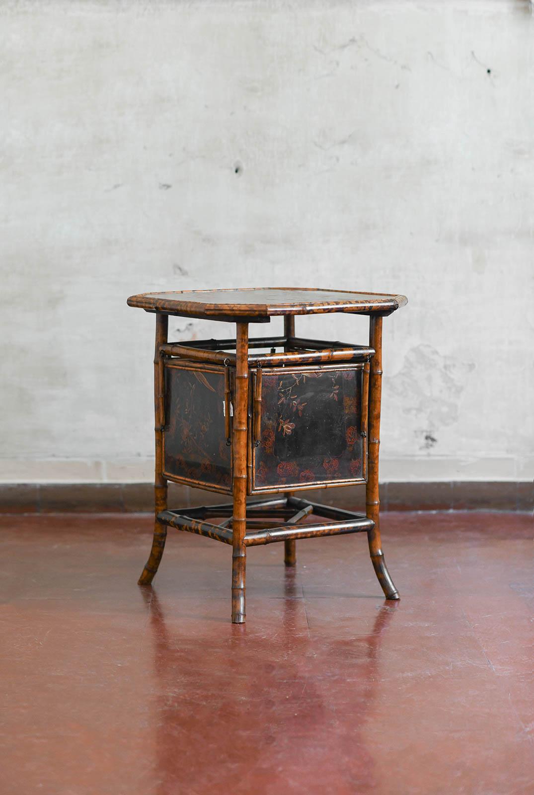 “Tea table” in bamboo and lacquered wood, attributed to Perret & Vibert, France For Sale 5