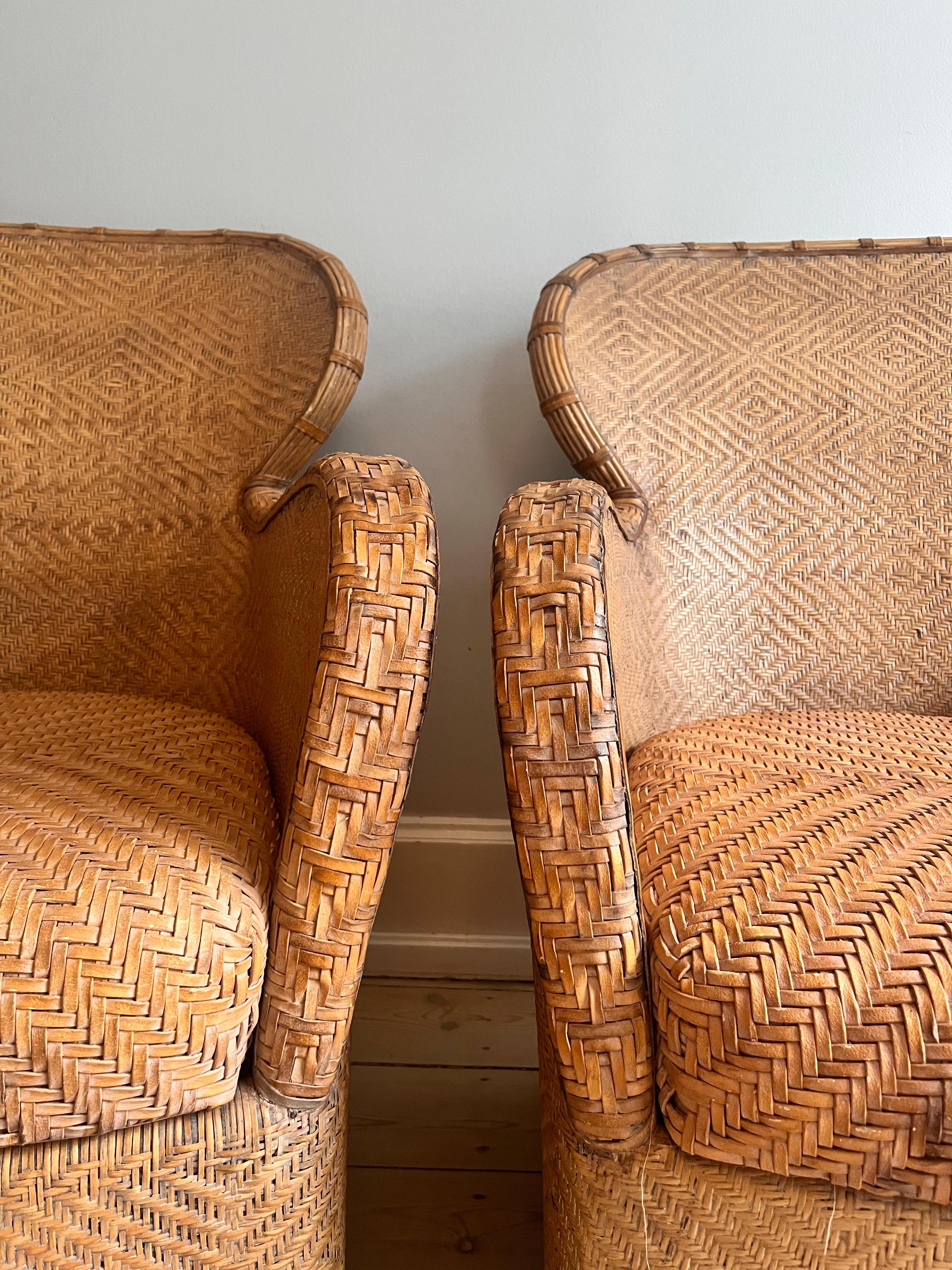 Hand-Woven Tea Table with two Søren Lund Lounge chairs For Sale