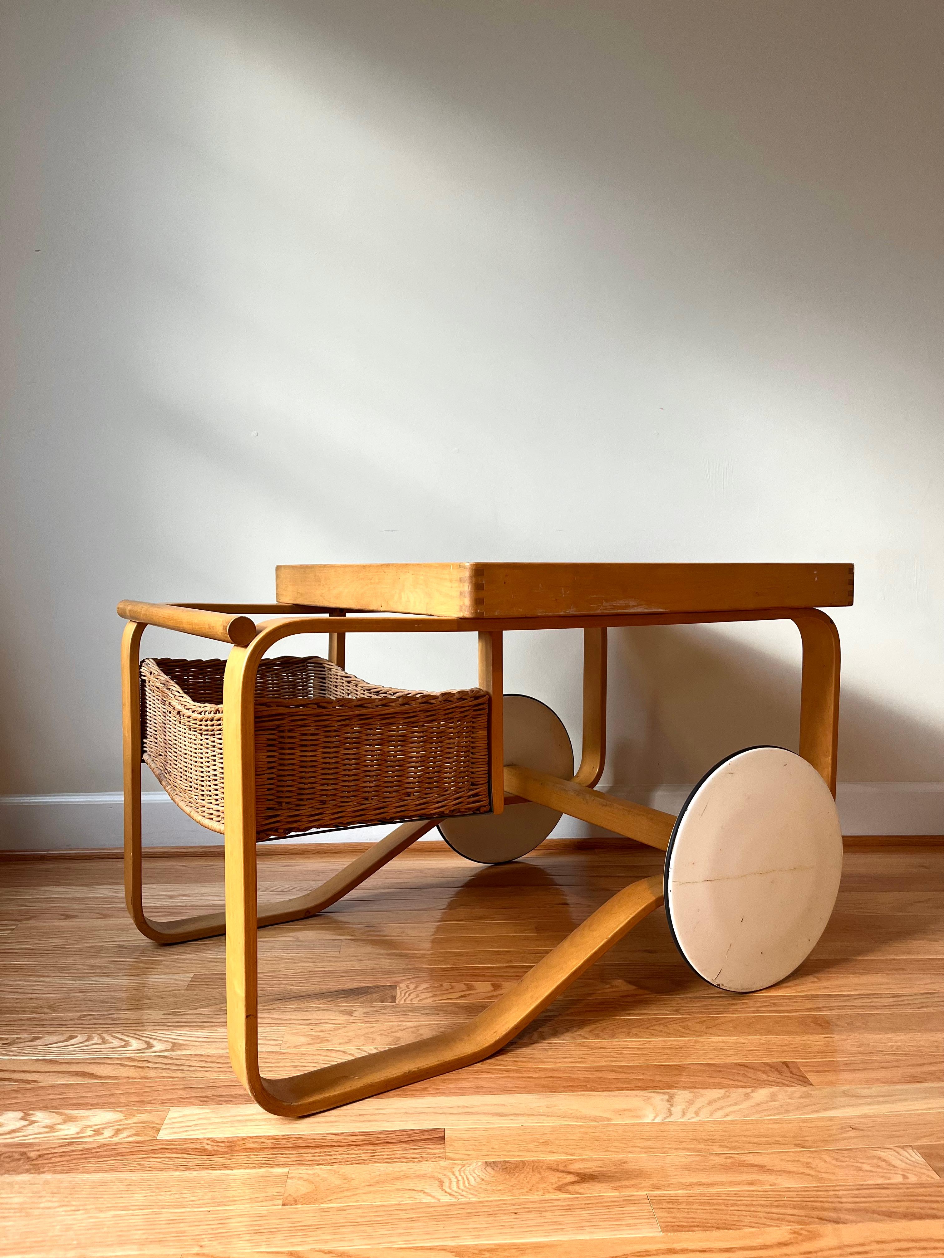 Chariot à thé 900 par Alvar Aalto+Aalto pour Artek, Modèle No. en vente 10