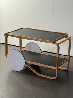 Tea trolley 901, Alvar Aalto for Artek
