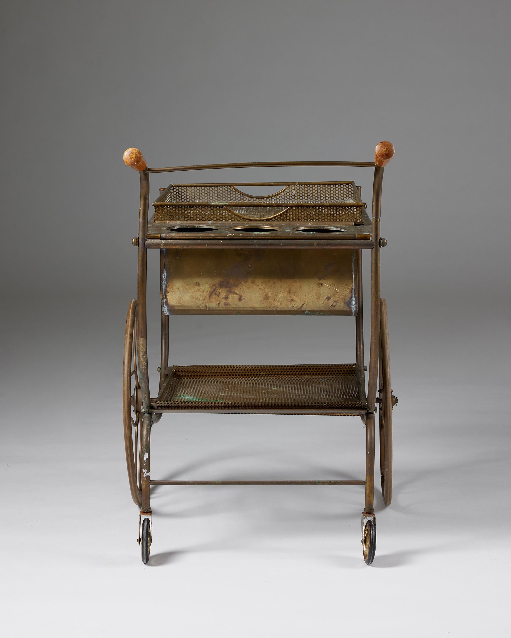 1950s Swedish Metal Tea Trolley for Svenskt Tenn – Mid-Century Design For Sale 1