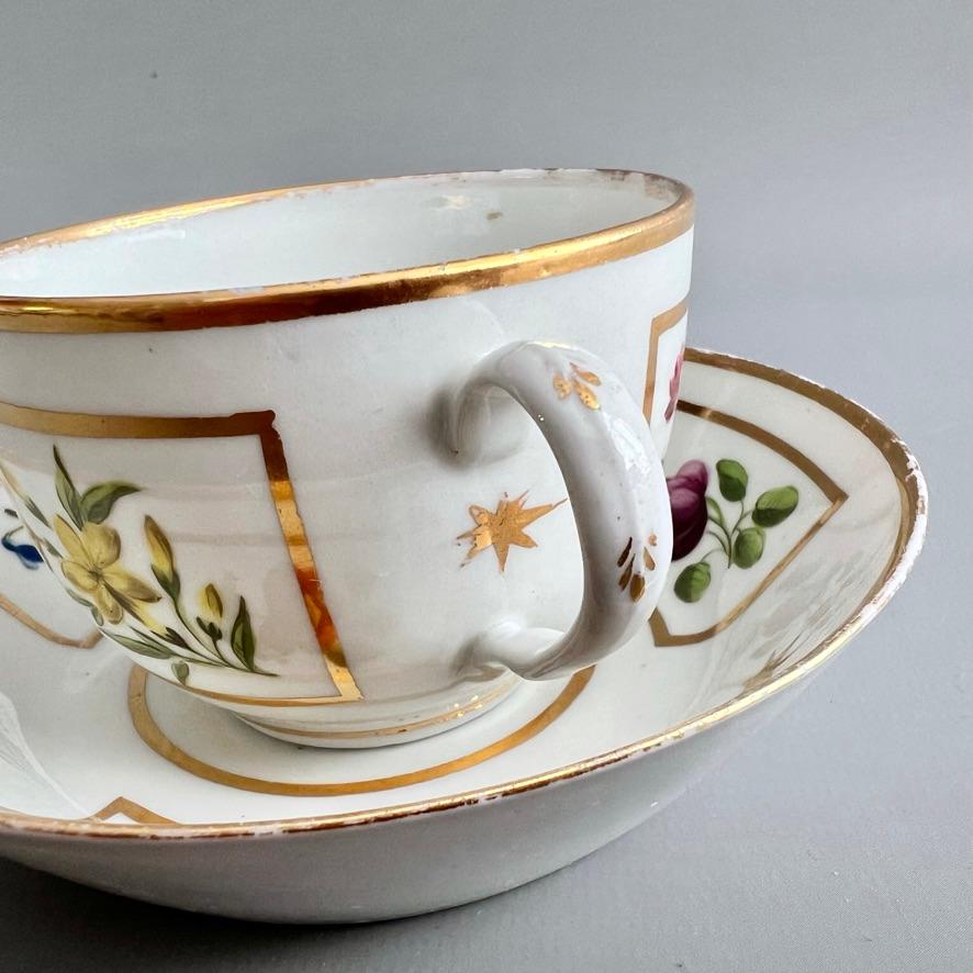 Cuillère à thé Trio Coalport John Rose, Fleurs en carrés dorés et étoiles, vers 1800 en vente 7