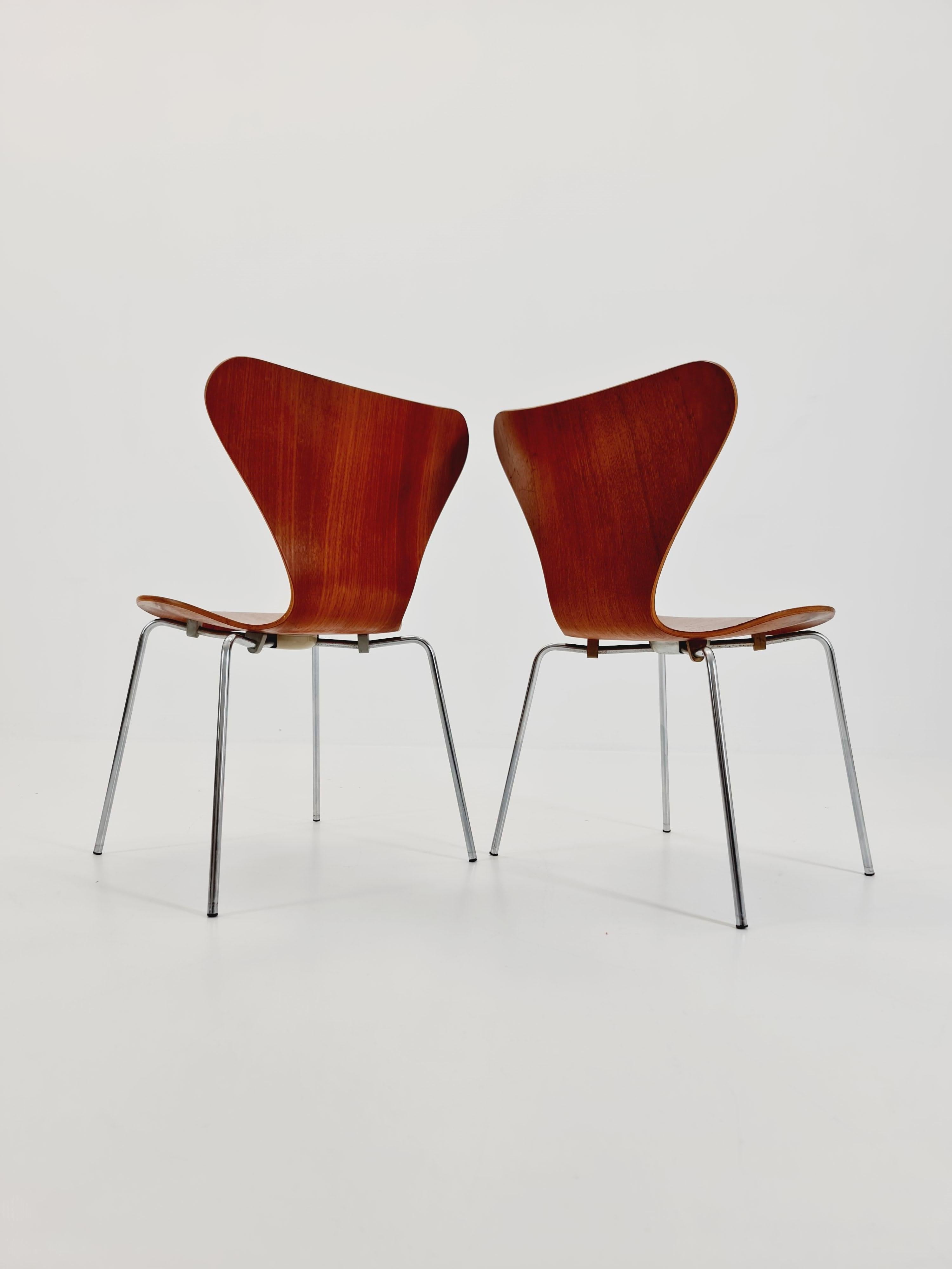 Teak 3107 Dining Chairs by Arne Jacobsen for Fritz Hansen, 1960s, Set of 2 In Good Condition In Gaggenau, DE