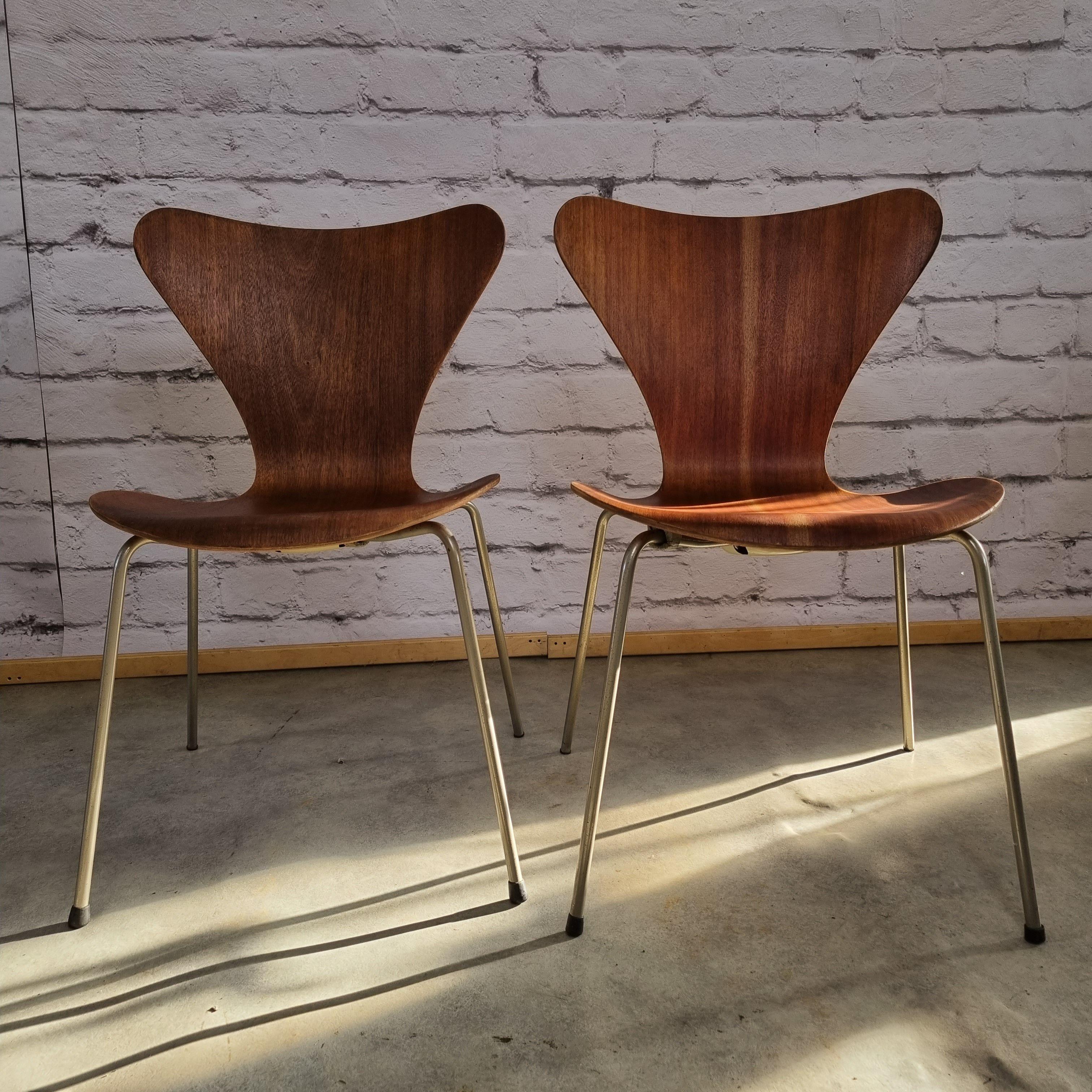 Scandinavian Modern Teak 3107 Dining Chairs by Arne Jacobsen for Fritz Hansen, Set of 2, 1960s