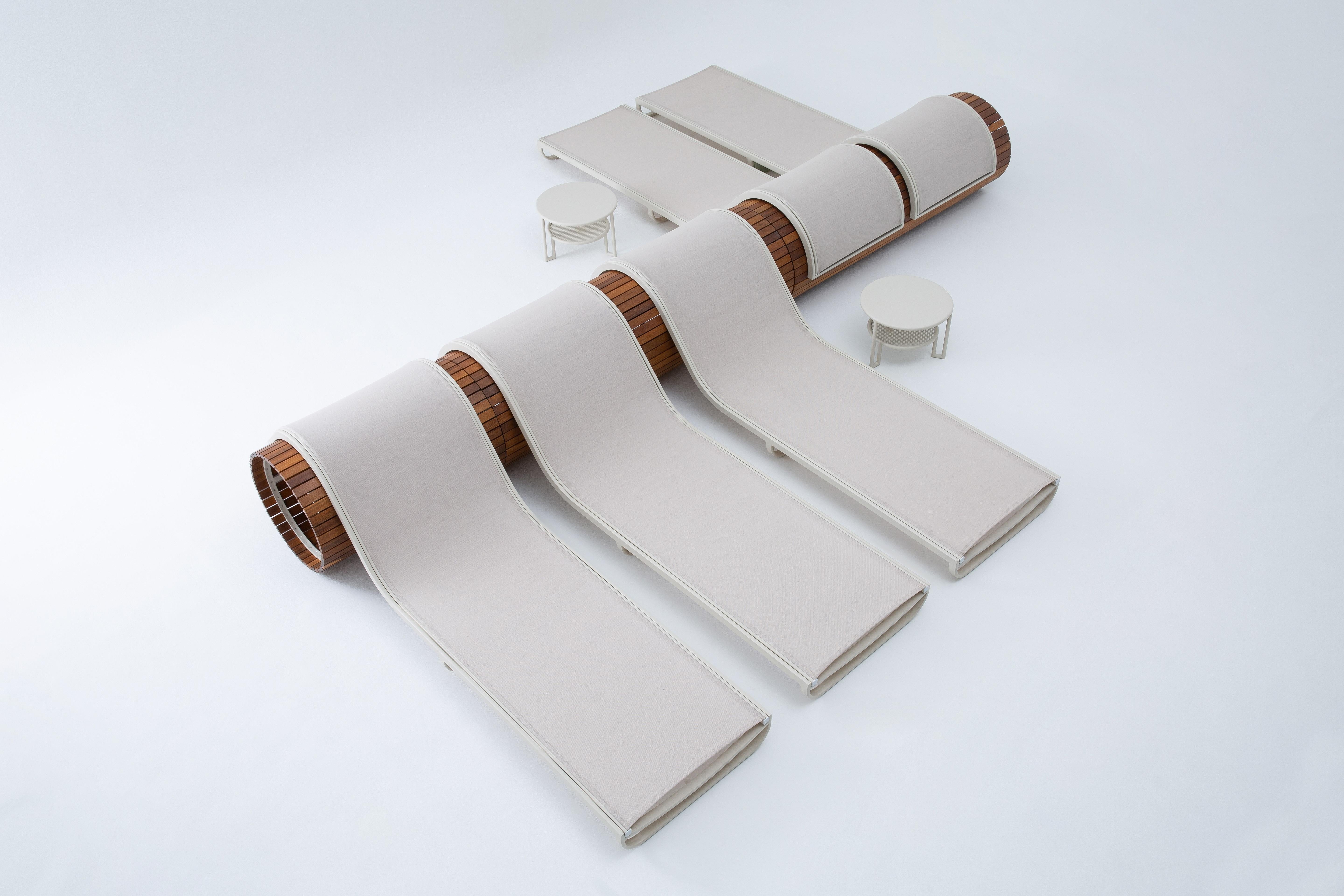 Brazilian Teak & Aluminum Sculptural Outdoor Sun Lounger by Roberta Banqueri for +55design For Sale