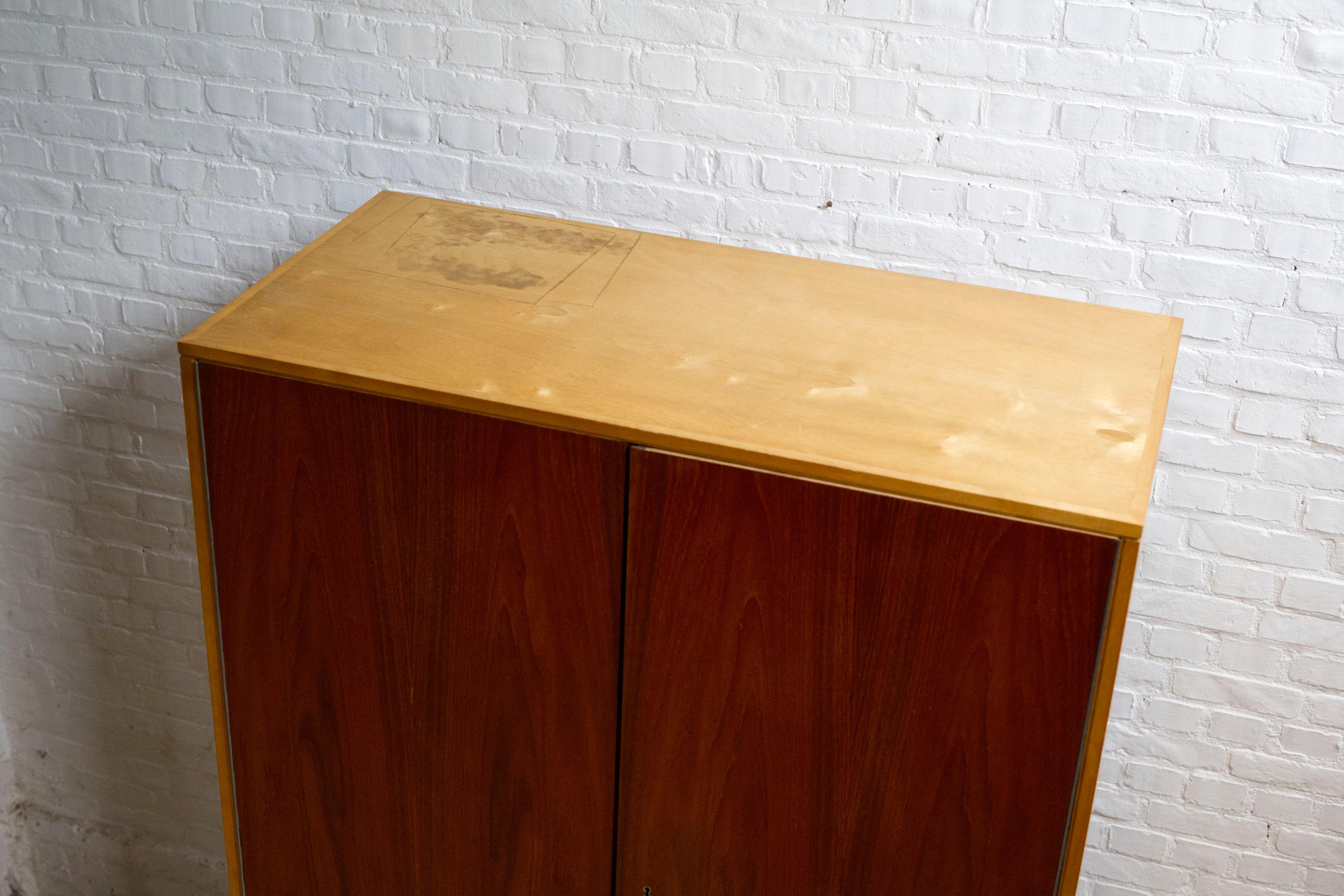 Faggio Teak and beech Wardrobe KB33, by Cees Braakman for Pastoe, 1950s in vendita
