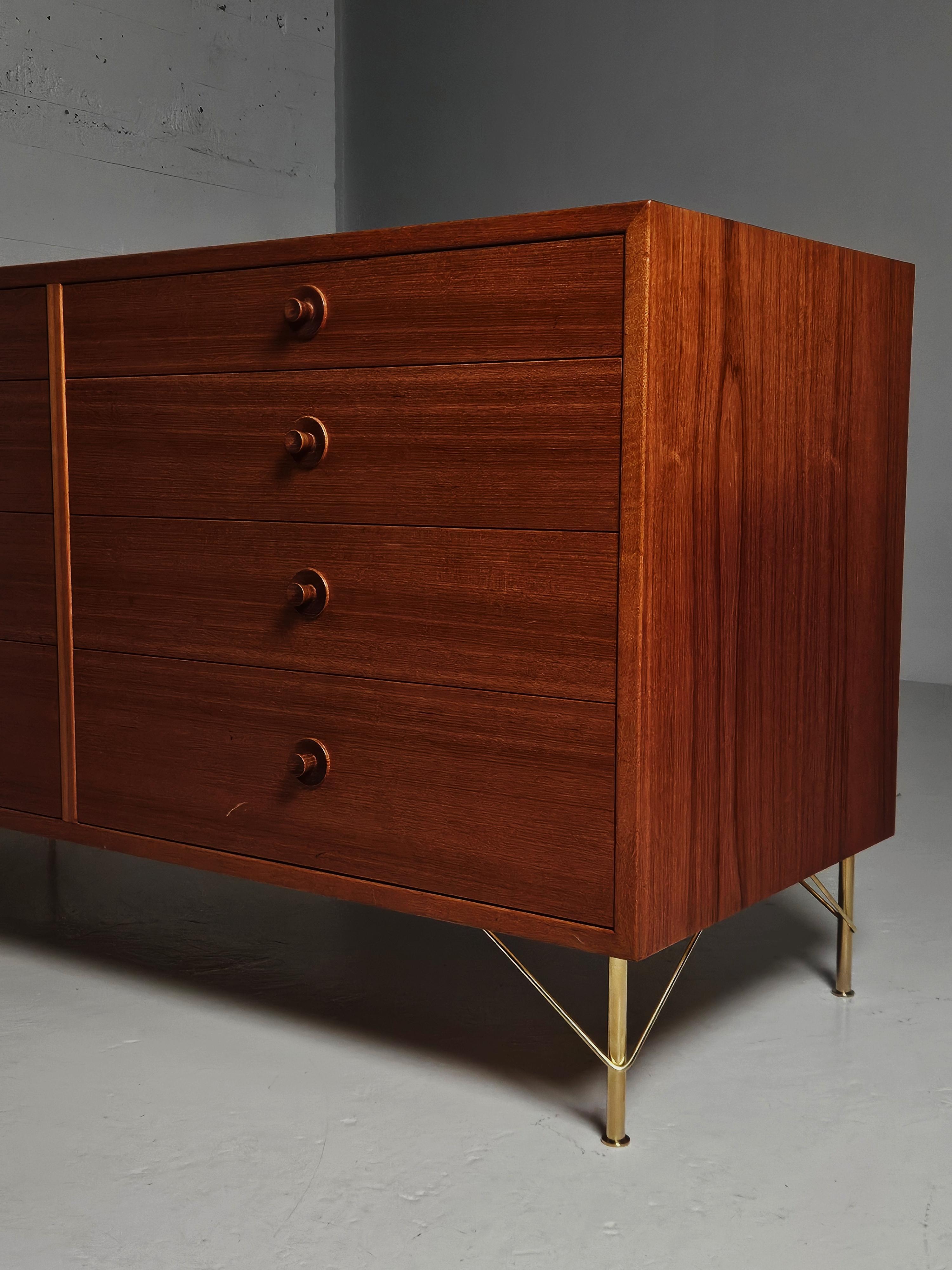 Teak and brass chest of drawers by Børge Mogensen, Sweden, 1960s In Good Condition For Sale In Eskilstuna, SE