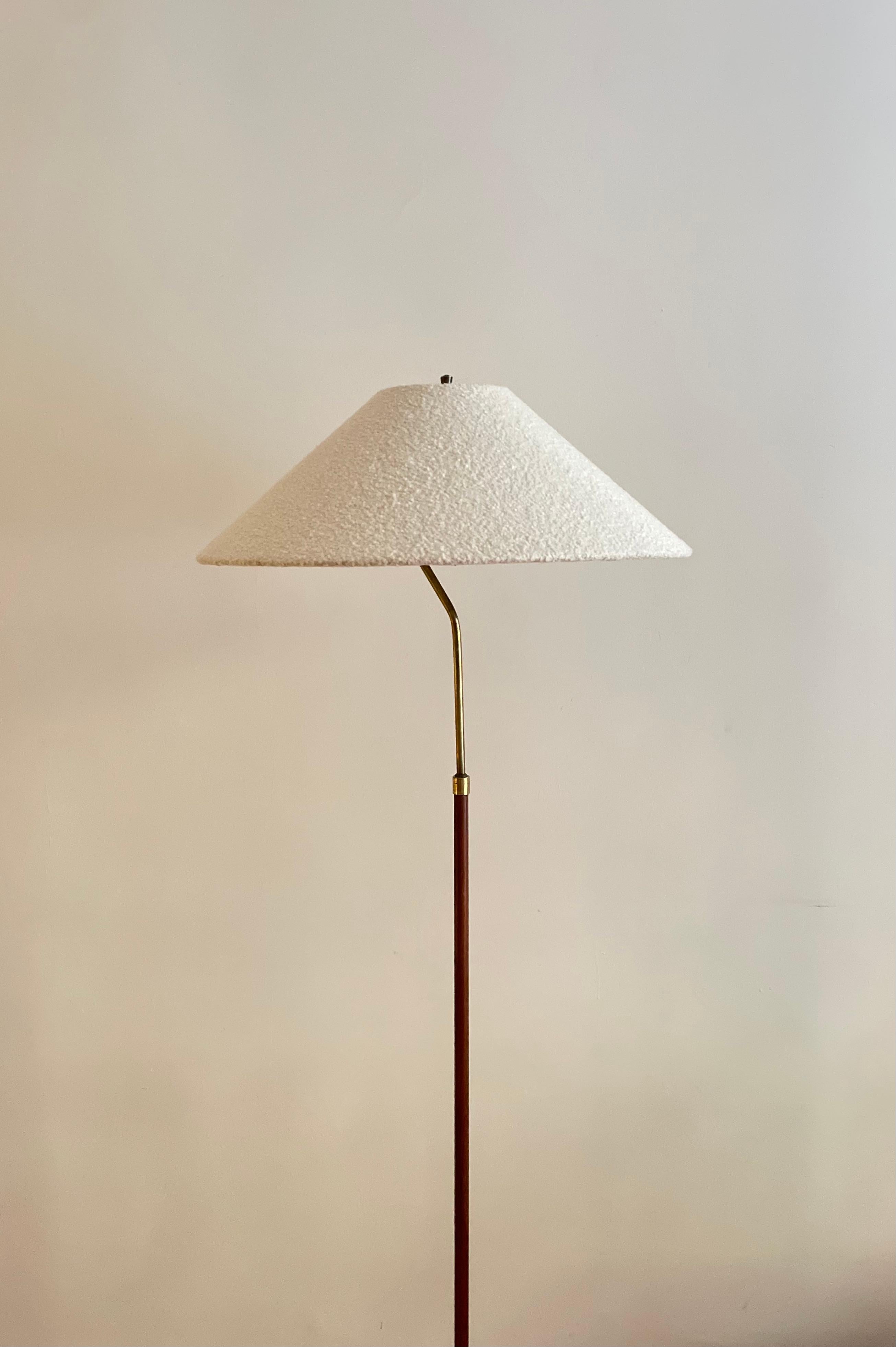 Stehlampe aus teak und messing von Bergboms (Mitte des 20. Jahrhunderts) im Angebot