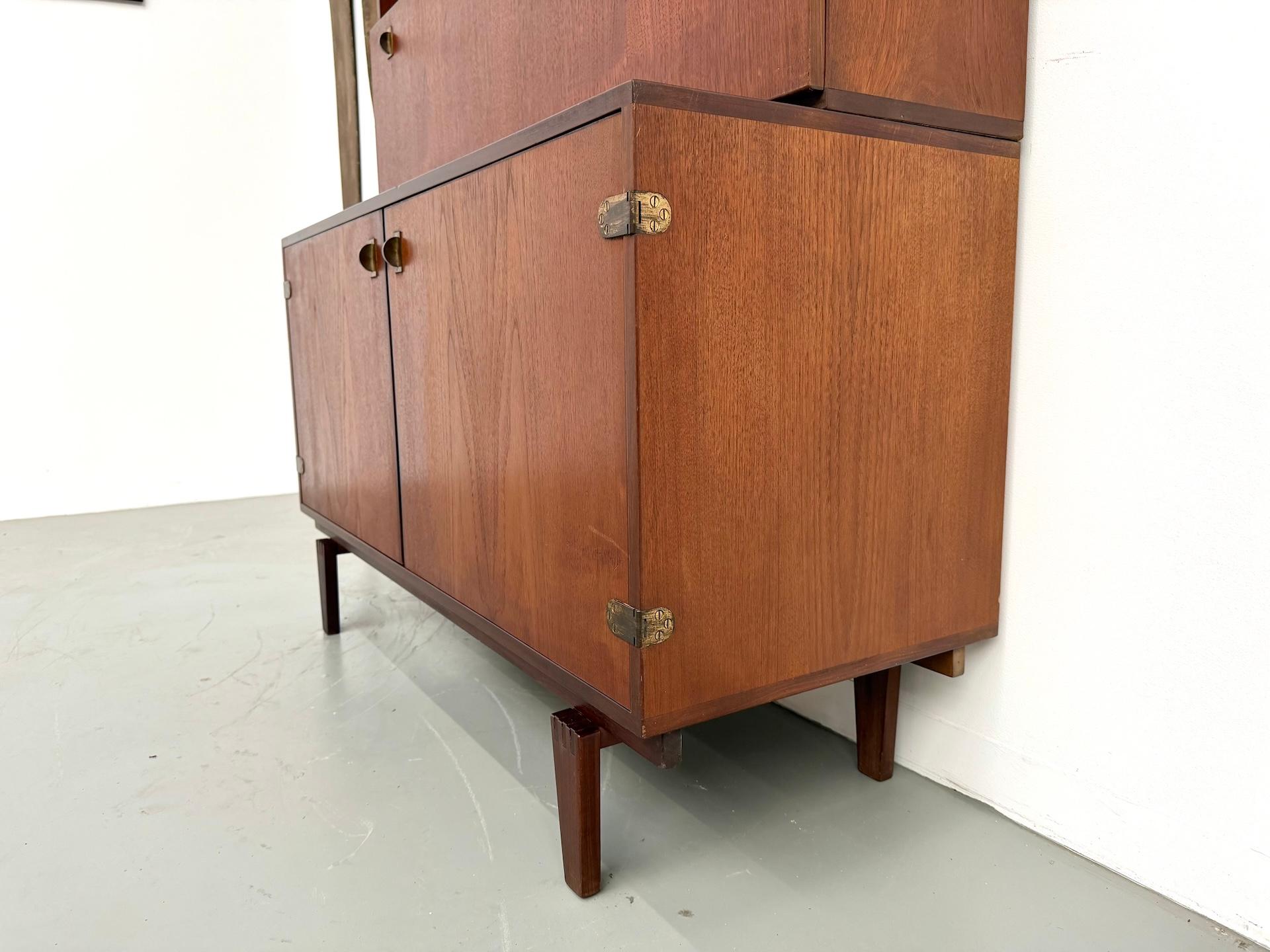 Buffet en teck et laiton avec bibliothèque, 1963, par Peter Løvig Nielsen en vente 5