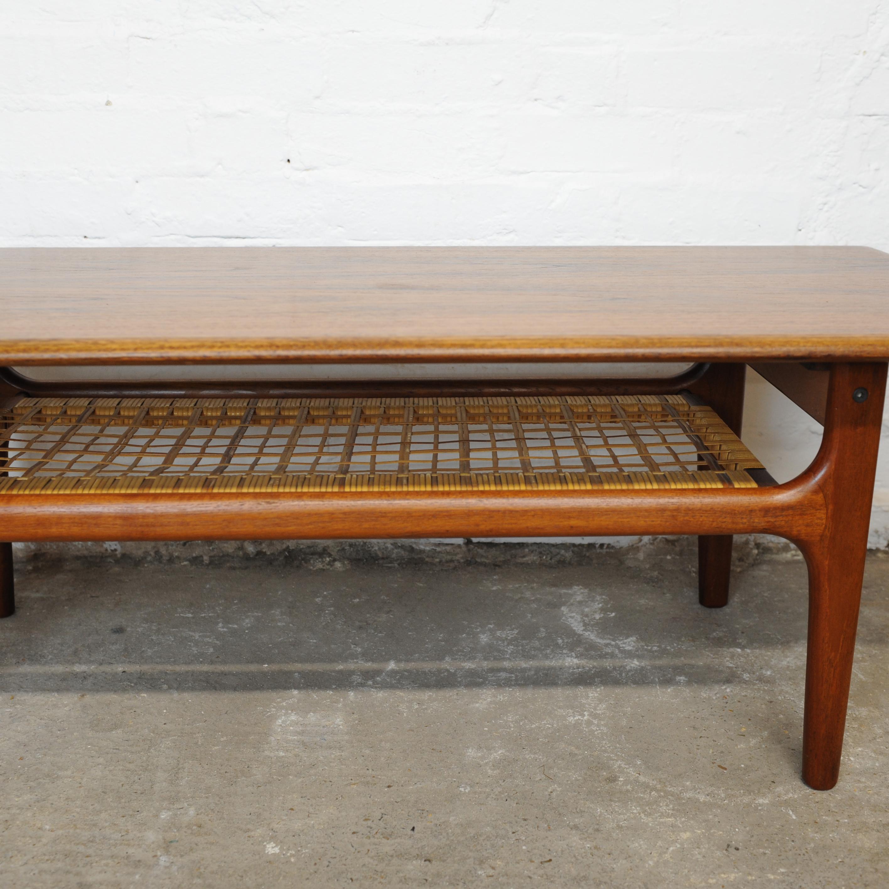 Teak and Cane Danish Coffee Table by Trioh Mobler, 1960s In Good Condition For Sale In Chesham, GB
