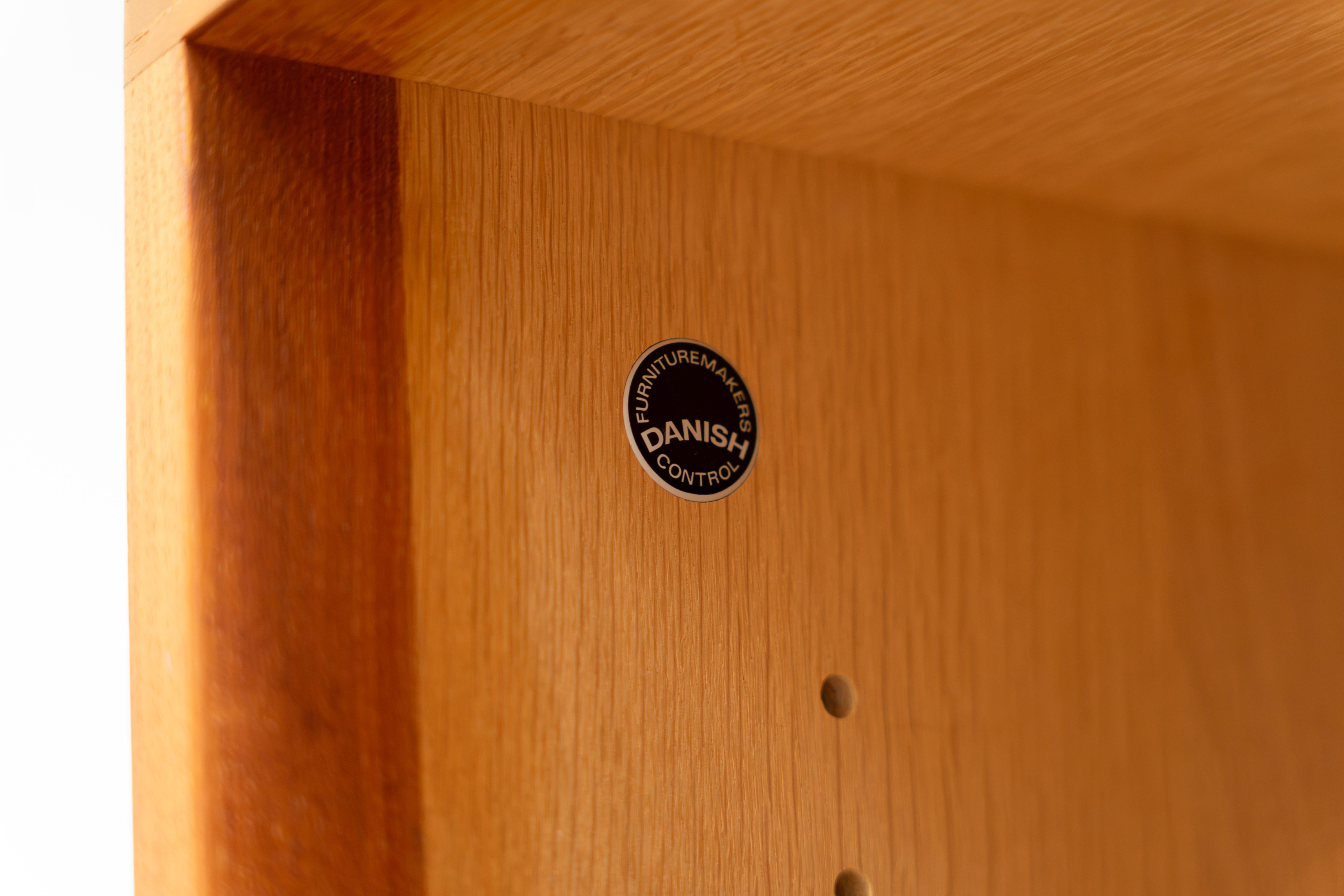 Credenza Ry 26 in teak e canna di Hans Wegner Ry Møbler, anni '60 in vendita 12