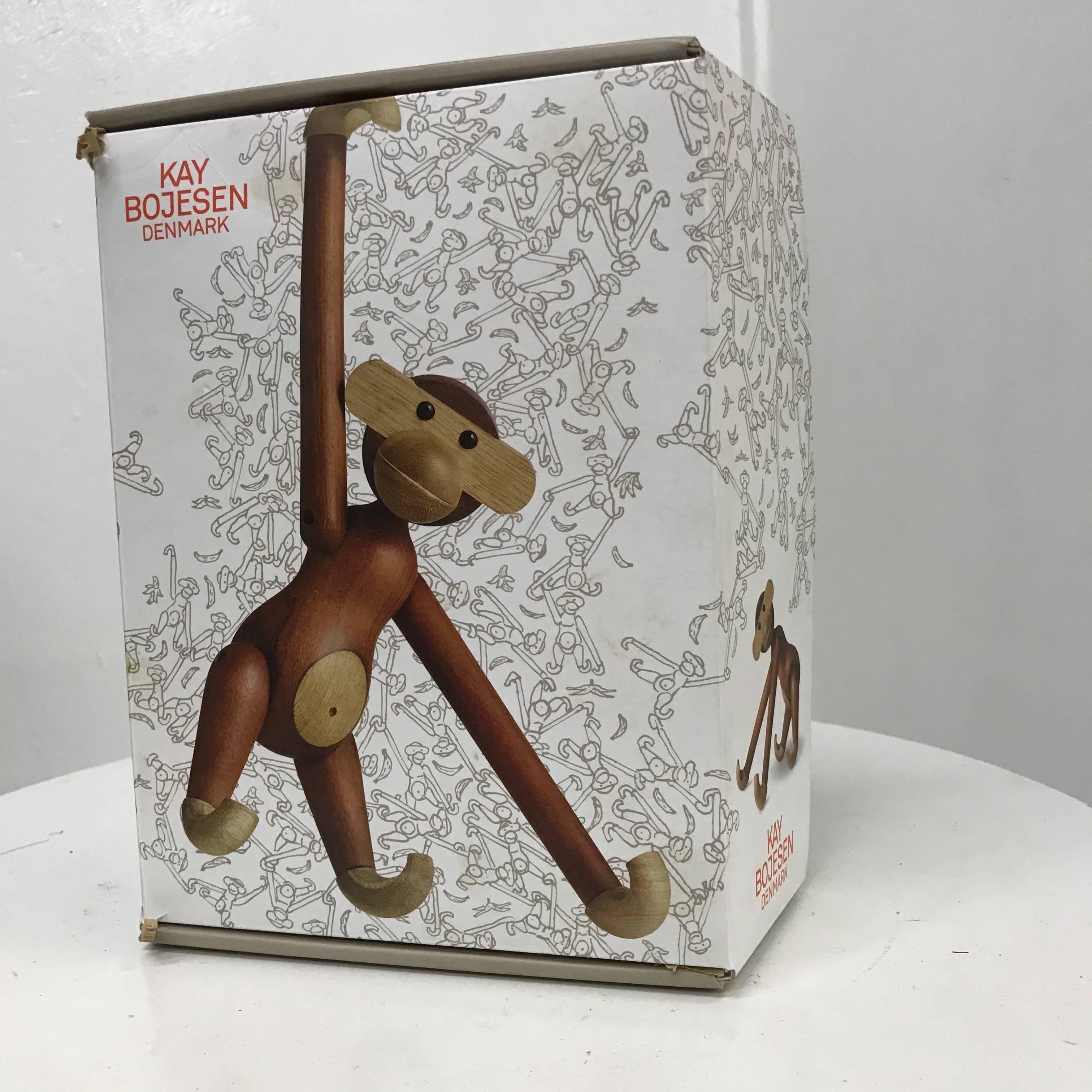 Kay Bojensen, monkey 
Made in Denmark
Satin teak and ebony, 
circa 2000.

    