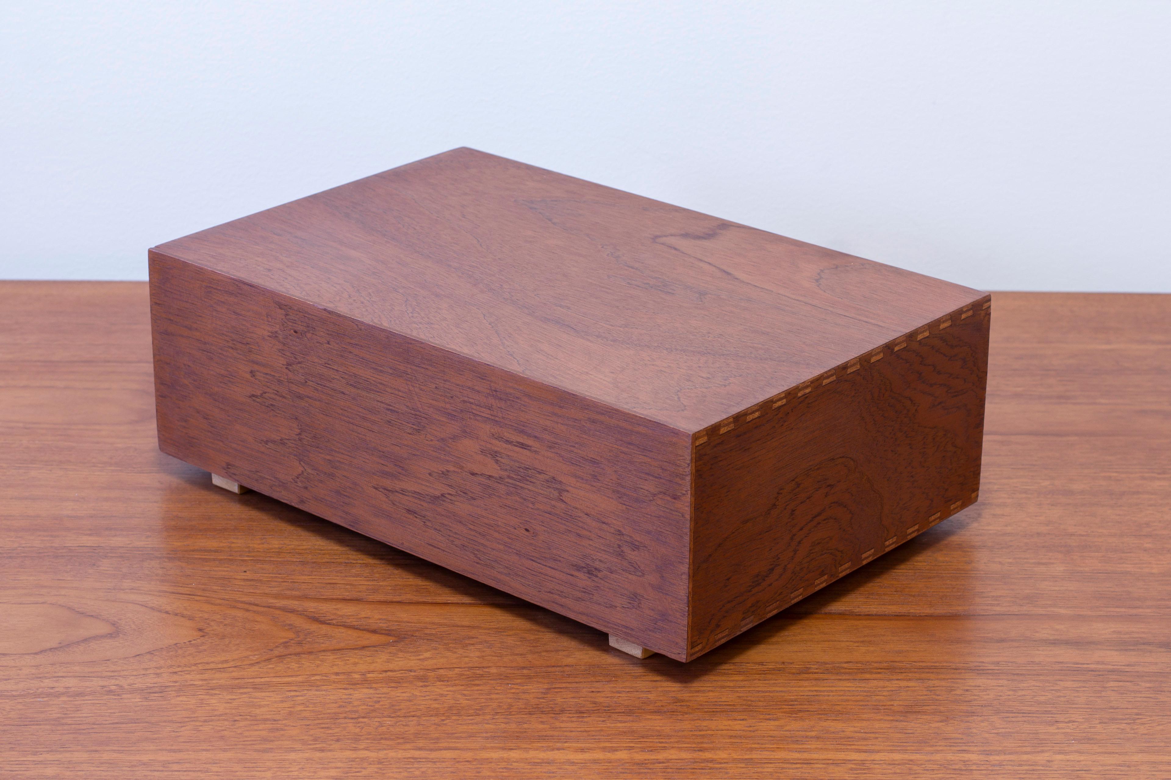Teak and electric blue desk organizer by Danish cabinetmaker For Sale 3