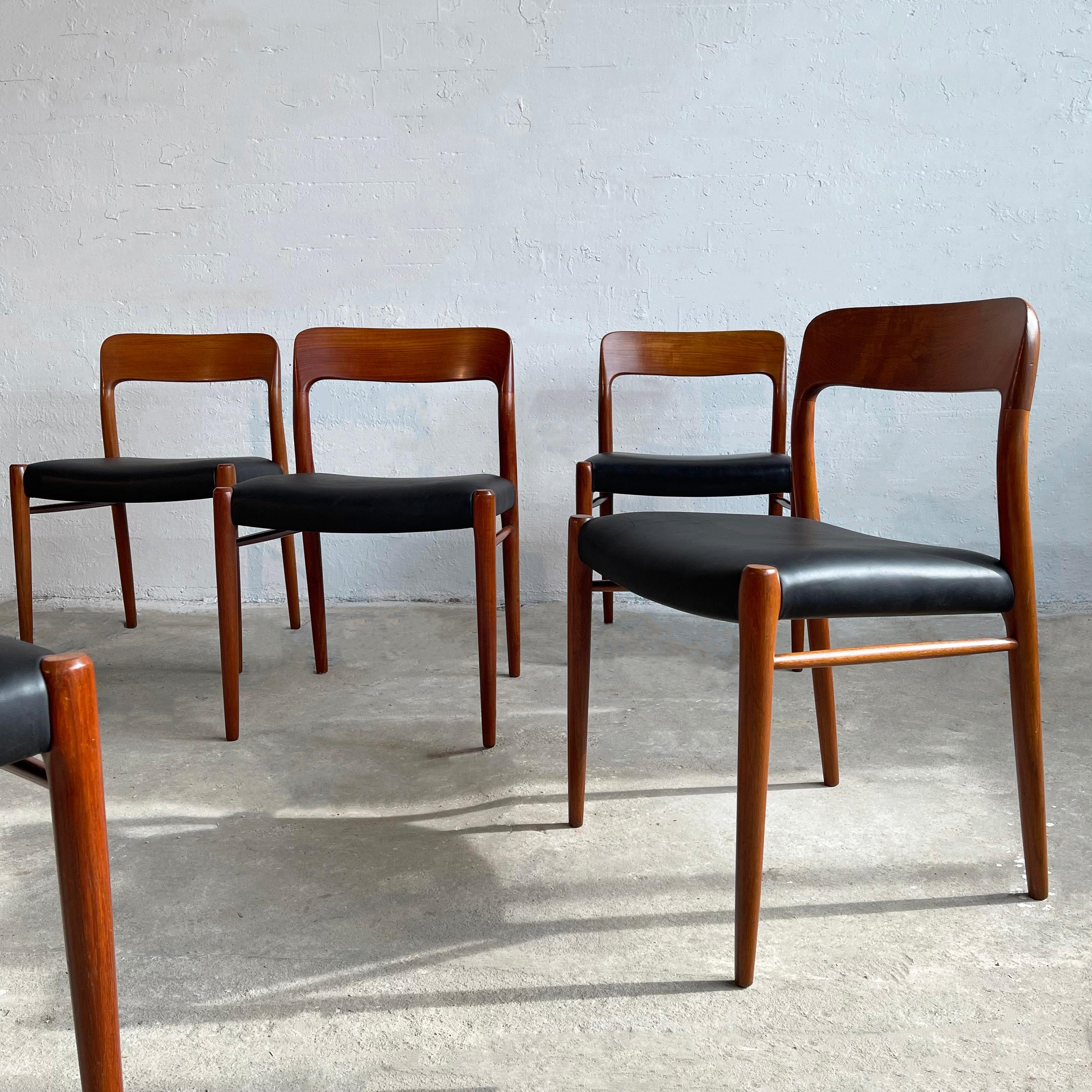 Teak And Leather Model 75 Dining Chairs By Niels O Møller For Sale 3