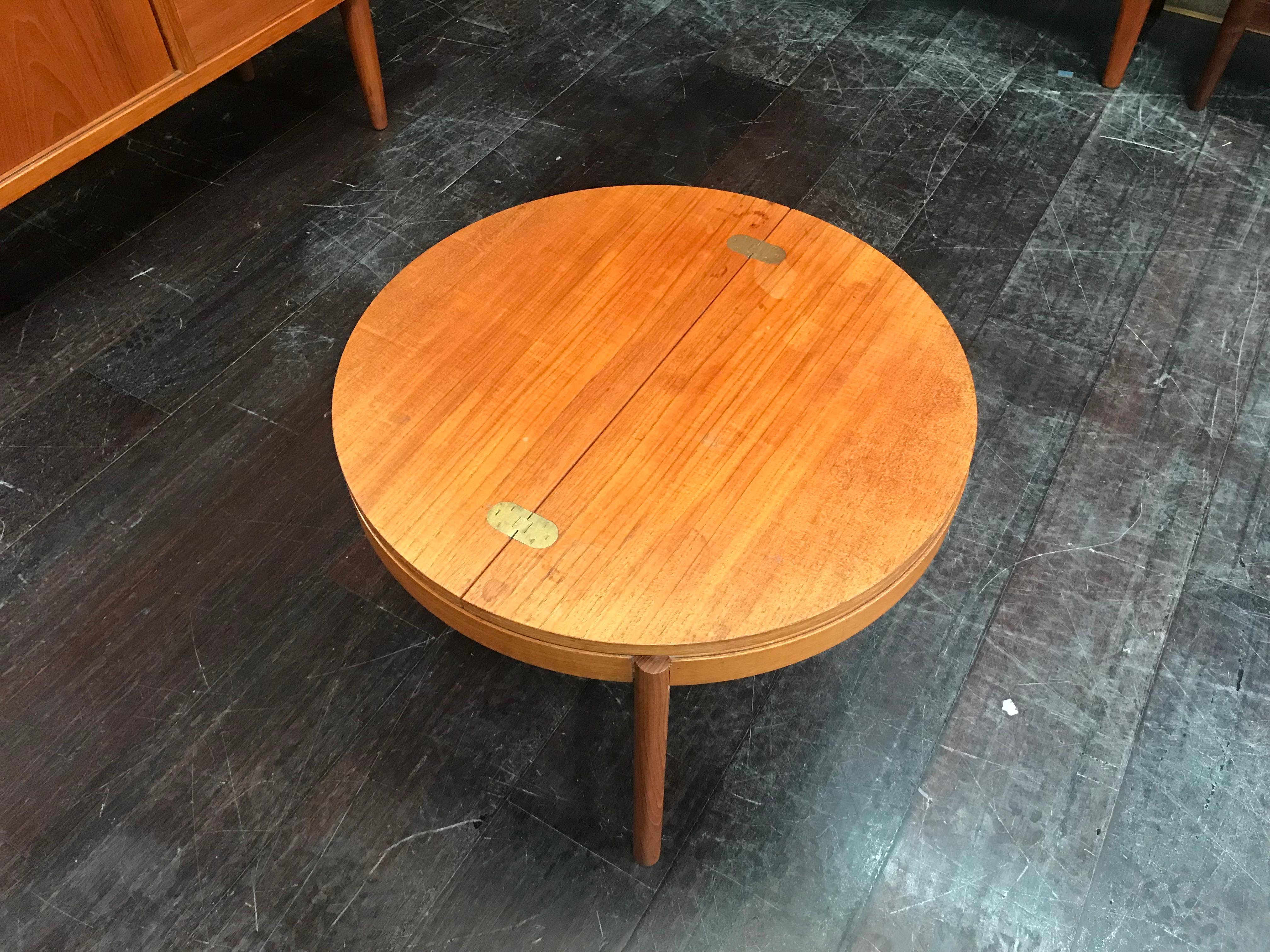 Teak and Leather Sewing Table, Rolf Rastad and Adolf Relling for Rasmus Solberg In Good Condition For Sale In Glasgow, GB