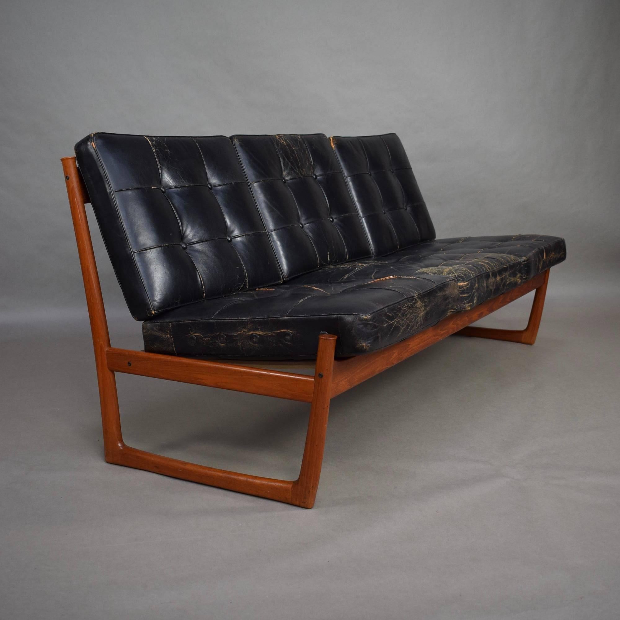 Mid-20th Century Teak and Leather Sofa Model FD130 by Hvidt and Molgaard-Nielsen, circa 1950