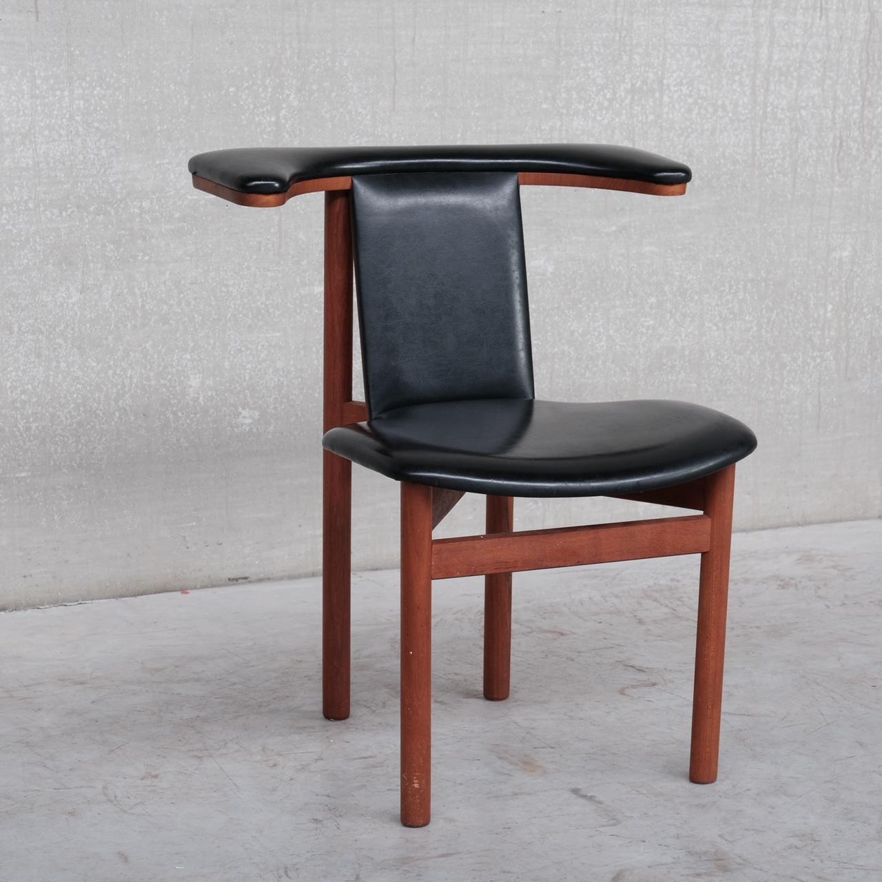 Teak and Leatherette Scandinavian Mid-Century Desk Chair For Sale 3